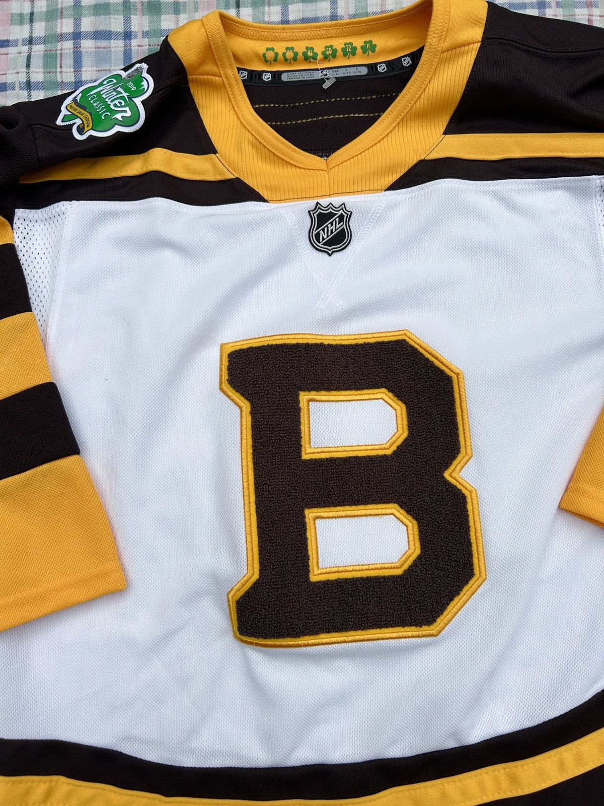 NHL 2019 Winter Classic Boston Bruins NHL Jersey Size US XS / EU 42 / 0 - 2 Thumbnail