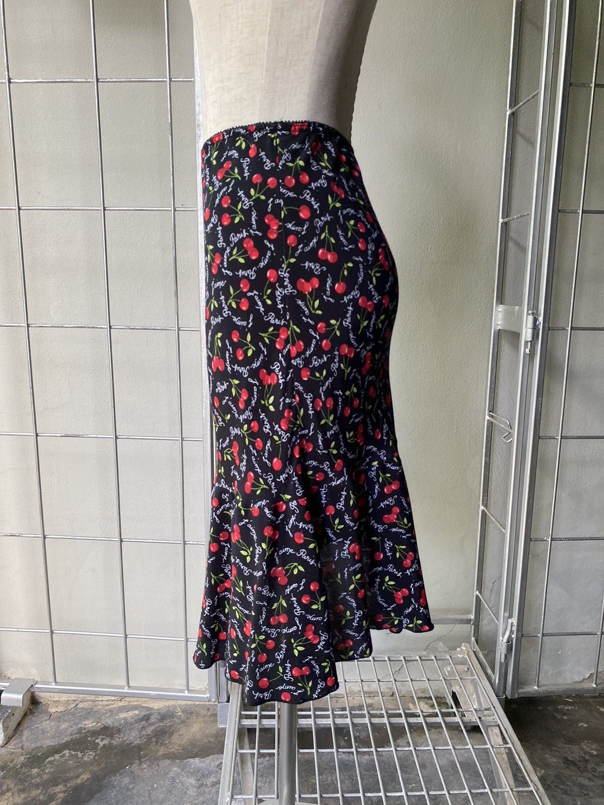 Morgan Homme Morgan Y2K cherry printed skirt Size 22" - 1 Thumbnail