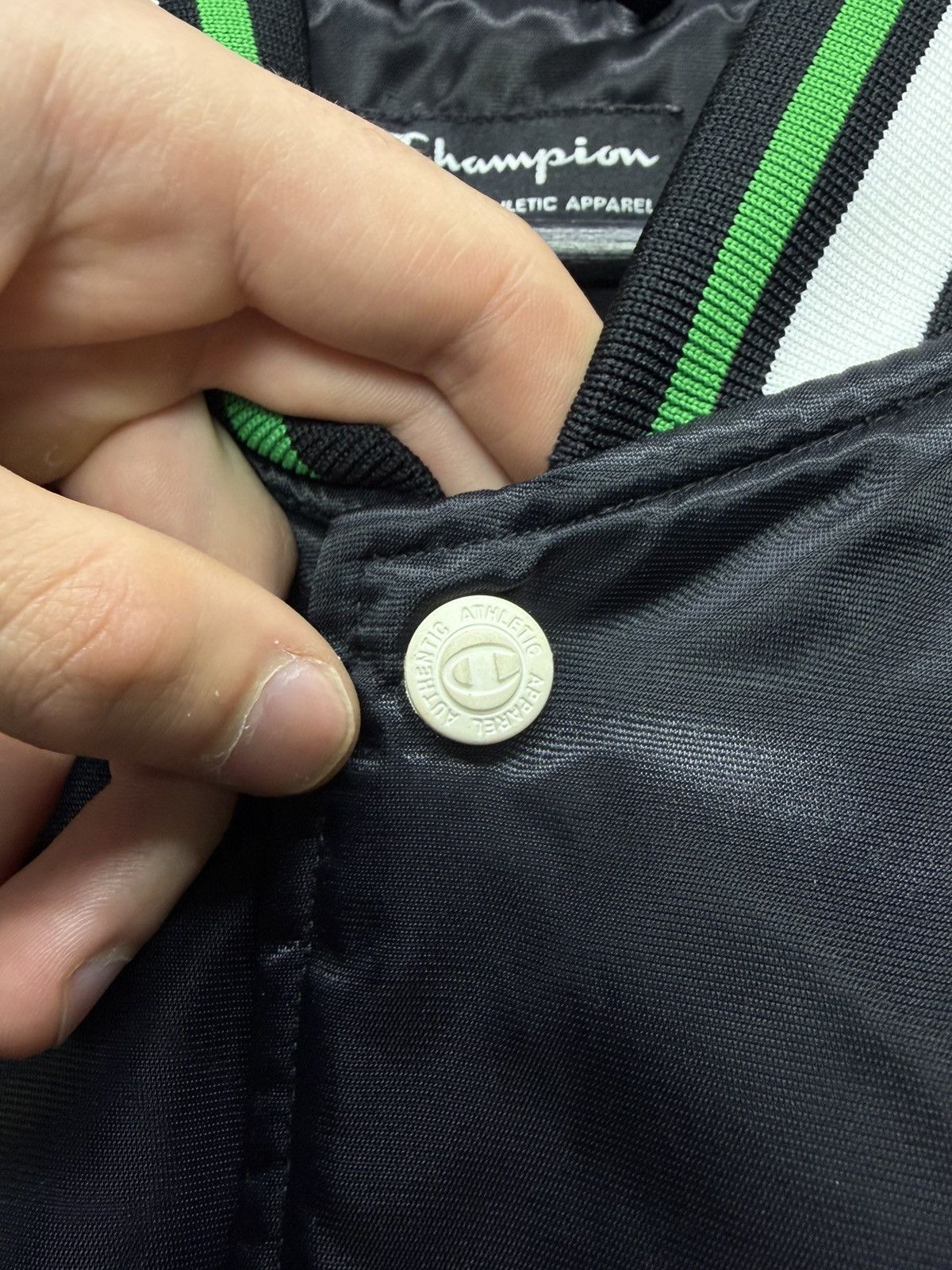 NBA VTG Champion x NBA Boston Celtics Black & White Satin Bomber Size US L / EU 52-54 / 3 - 11 Thumbnail