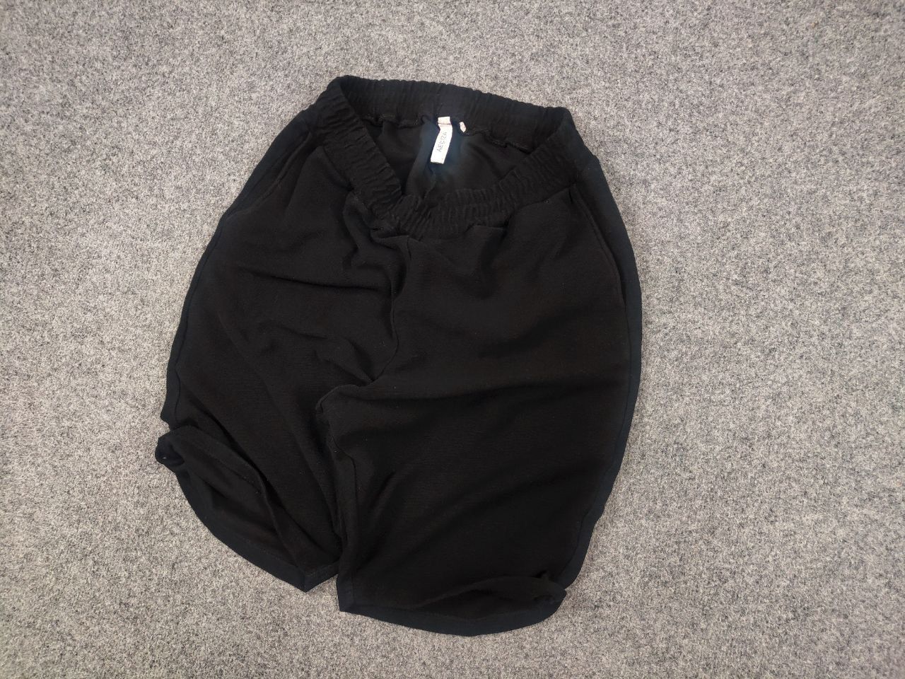 Other AELIZA studio Design unique Black Baggy inside out shorts Size US 32 / EU 48 - 3 Thumbnail