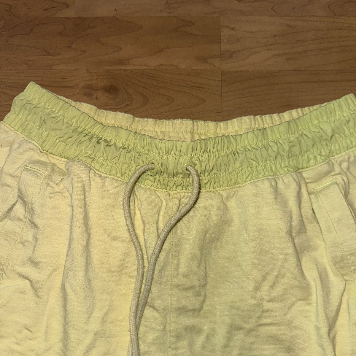 Nike Nike Cargo Shorts Drawstring Yellow green Mens Size M Size US 34 / EU 50 - 5 Thumbnail