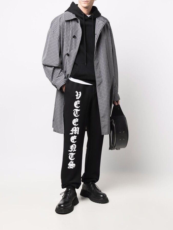 Vetements o1y0824 Sweatpant in Black Size US 30 / EU 46 - 2 Thumbnail