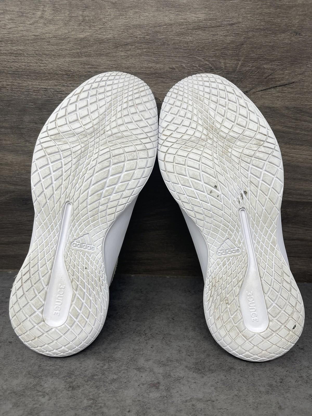 Adidas Adidas Novaflight Sneakers Womens Size 9 White Volleyball Size US 9 / IT 39 - 8 Thumbnail
