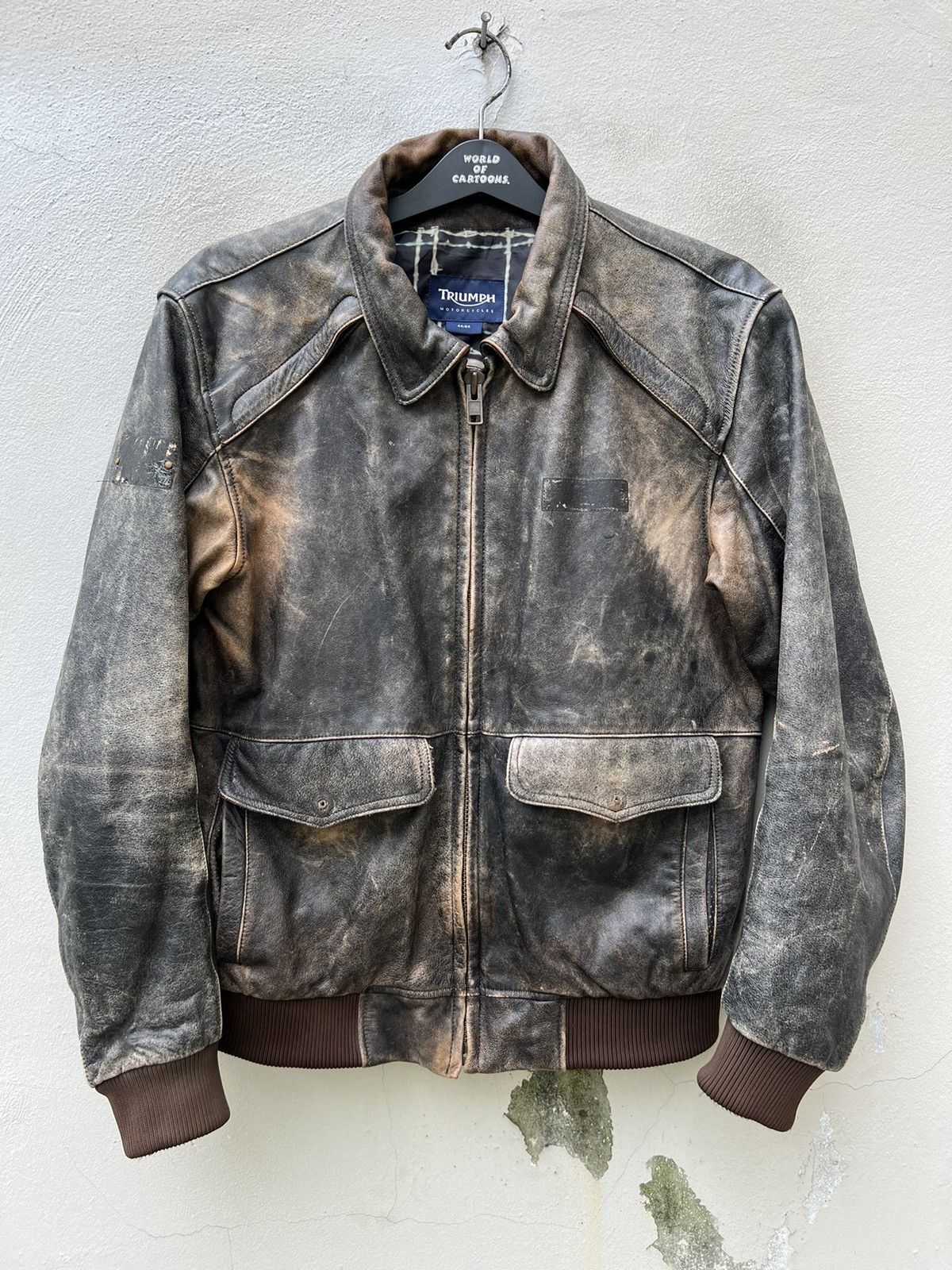 Leather Vintage Triumph Motorcycles Fade Patina Leather Jacket Size US L / EU 52-54 / 3 - 7 Thumbnail