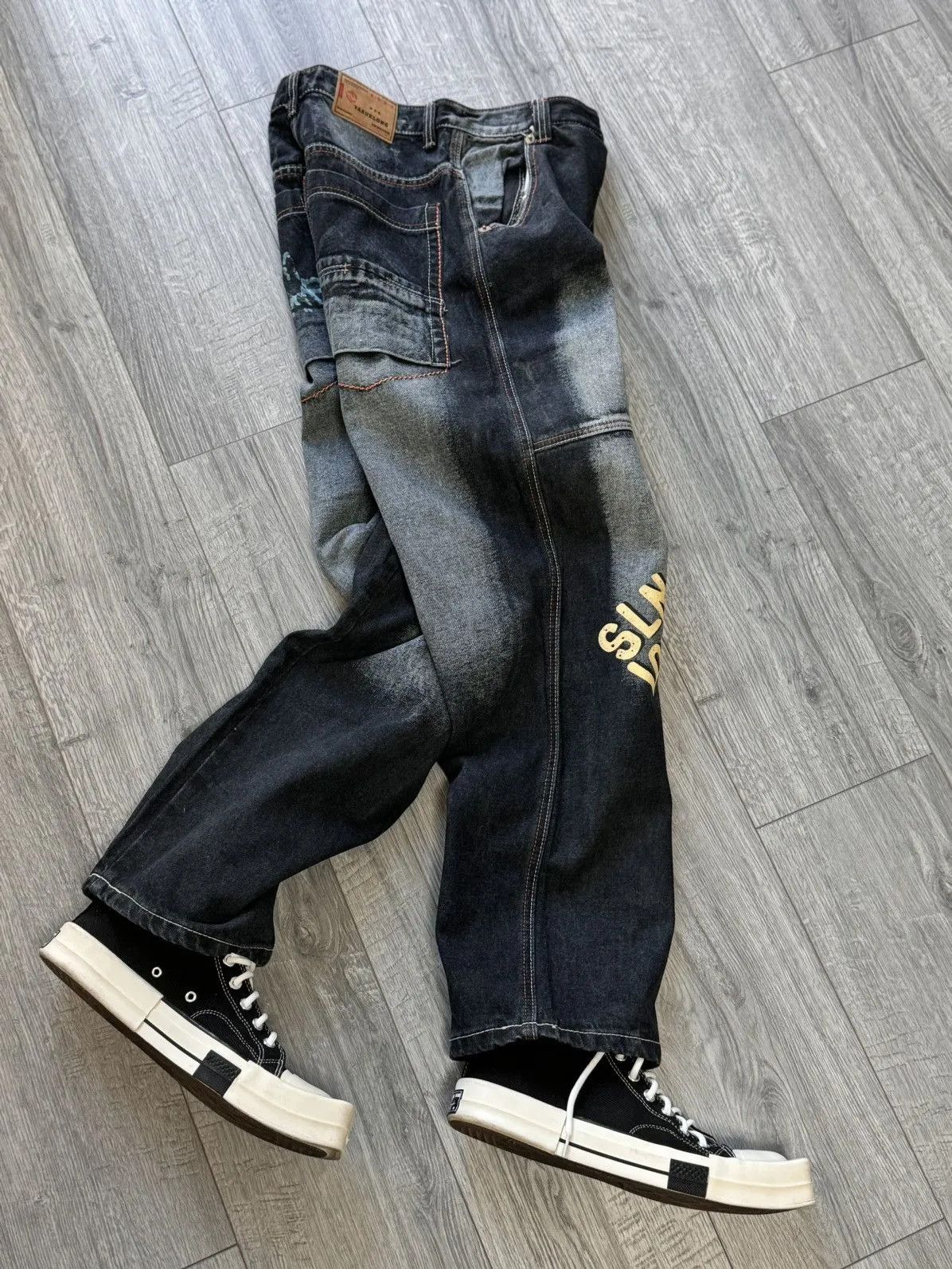 Ed Hardy VINTAGE Y2K RAW BLUE BAGGY CYBER WING DENIM SEQUIN JEANS 36 Size US 31 - 3 Thumbnail