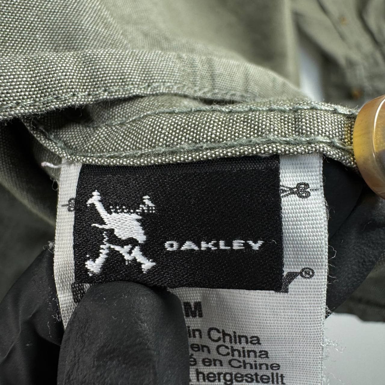 Oakley Oakley Button Up Shirt Green Long Sleeve Casual Men Size M Size US M / EU 48-50 / 2 - 8 Thumbnail