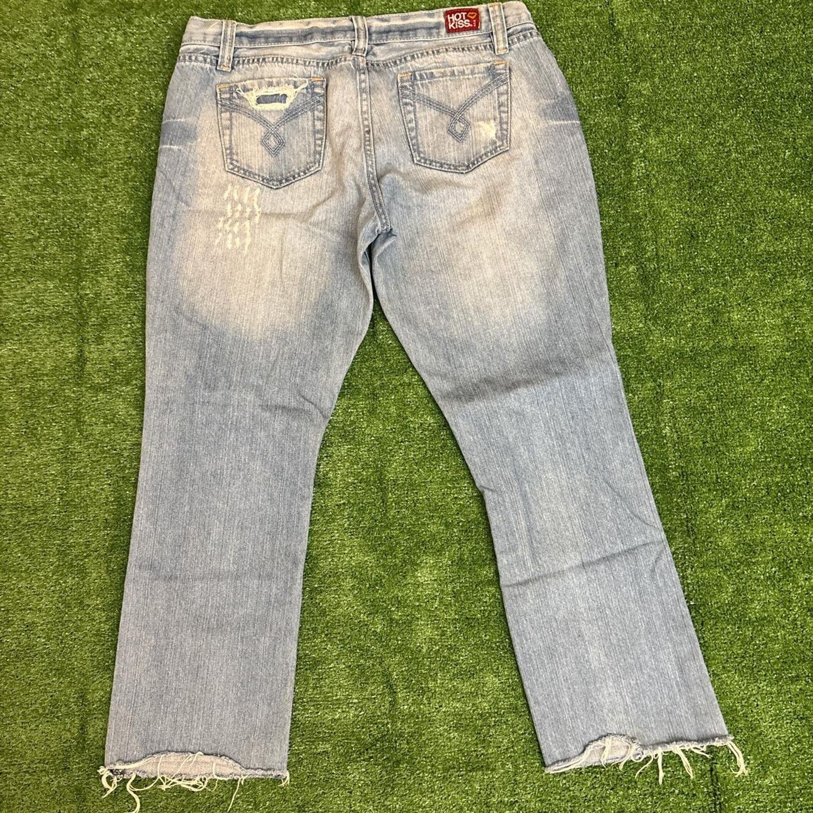 Other Women’s Retro Denim Hot Kiss Distressed Jeans Size 33" - 3 Thumbnail
