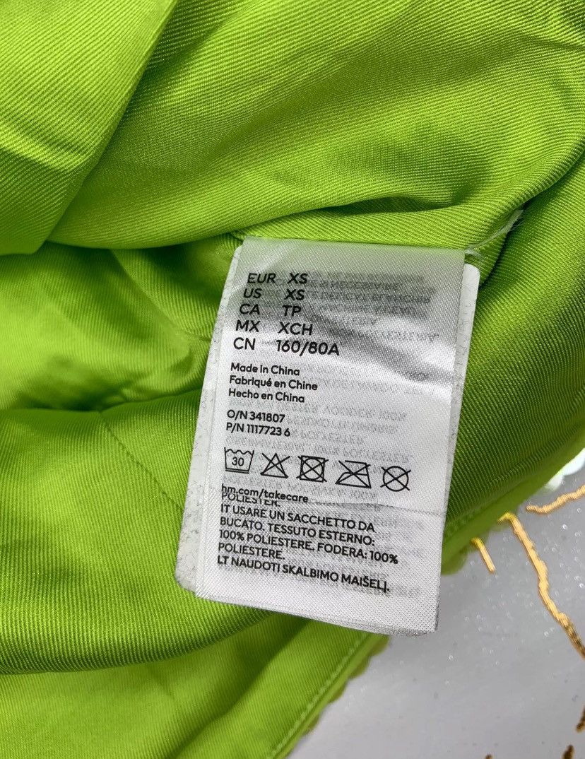 H&M H&M Studio Metaverse Design Story Green Neon Sequin Blazer Size XS / US 0-2 / IT 36-38 - 7 Thumbnail