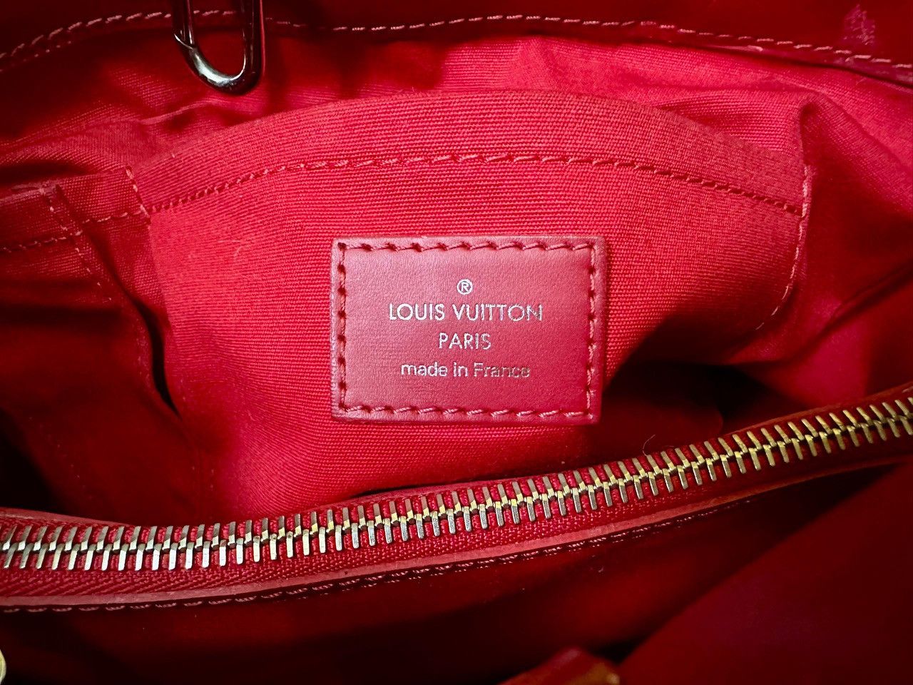 Louis Vuitton Authentic Louis Vuitton Epi Leather Passy PM Tote Bag Size ONE SIZE - 6 Thumbnail