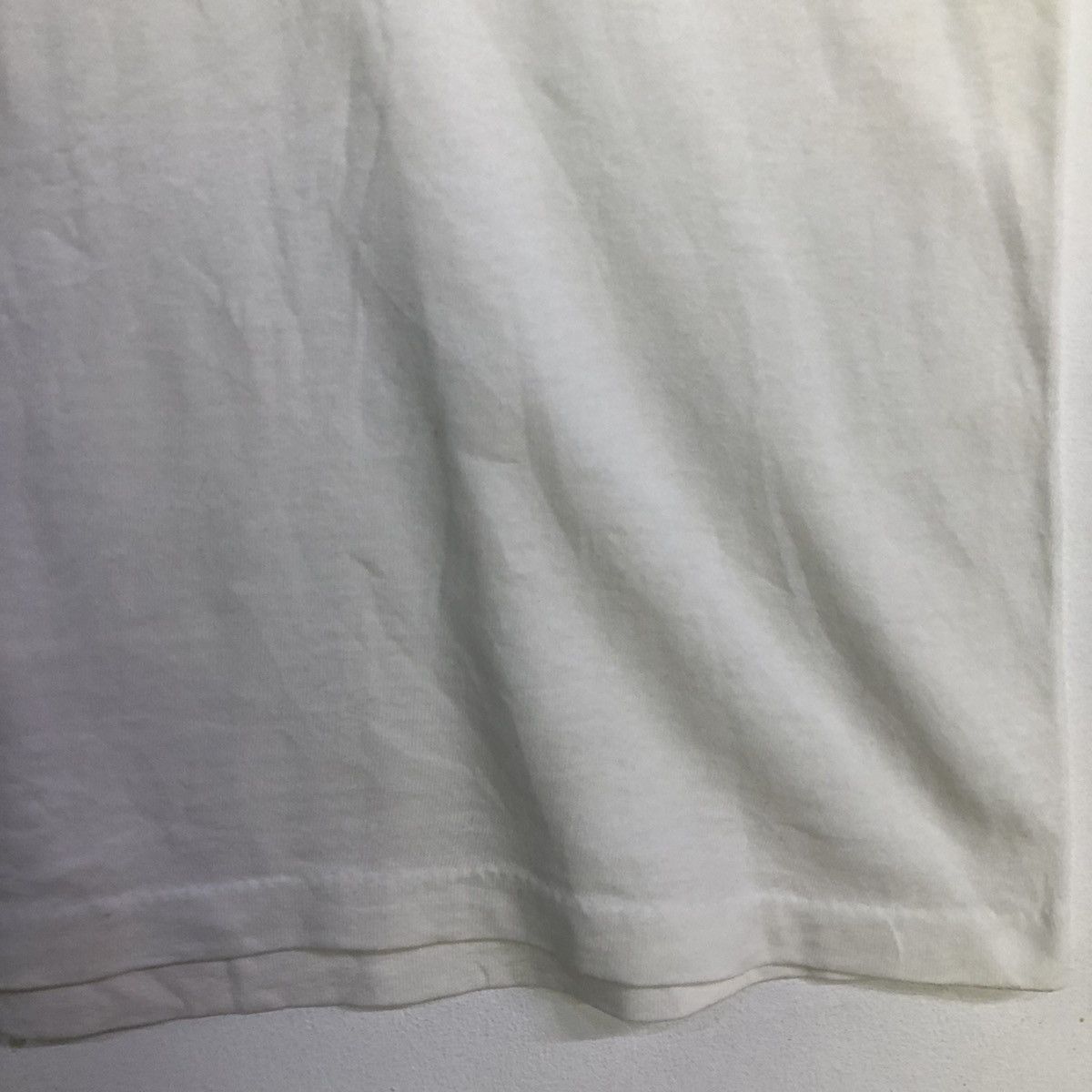 Vintage Vintage Gold’s Gym Gymnasium Graphic Tshirt Size US L / EU 52-54 / 3 - 6 Thumbnail