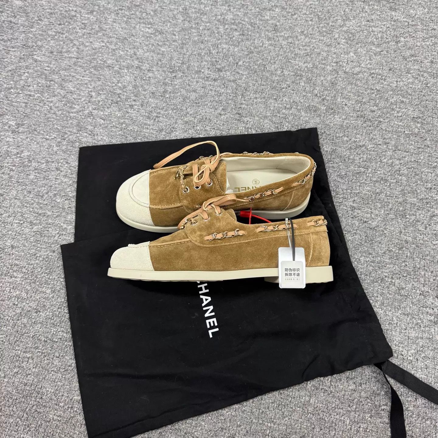 Chanel Chanel Women's 26 New Color Blocked Suede Chain Loafers Size US 6.5 / IT 36.5 - 3 Thumbnail