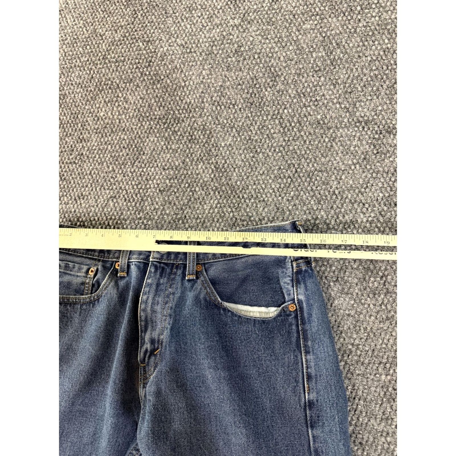 Levi's Levi's 505 Jeans Mens 31x30 Blue Regular Fit Straight Leg Denim Pants Medium Wash Pants Straight Leg Jeans Mens 31x30 Denim Blue Levi's 505 Mens Size US 31 - 4 Thumbnail