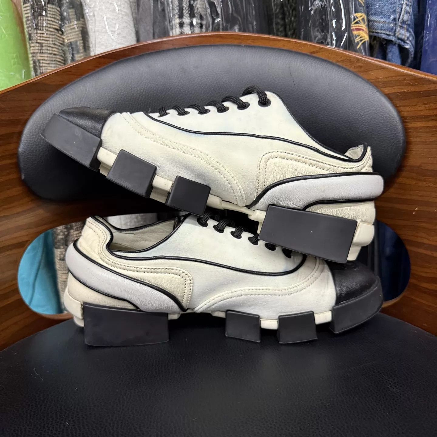 Chanel Chanel Black & White Moon Sneakers 36.5 Excellent Size US 6 / IT 36 - 7 Thumbnail