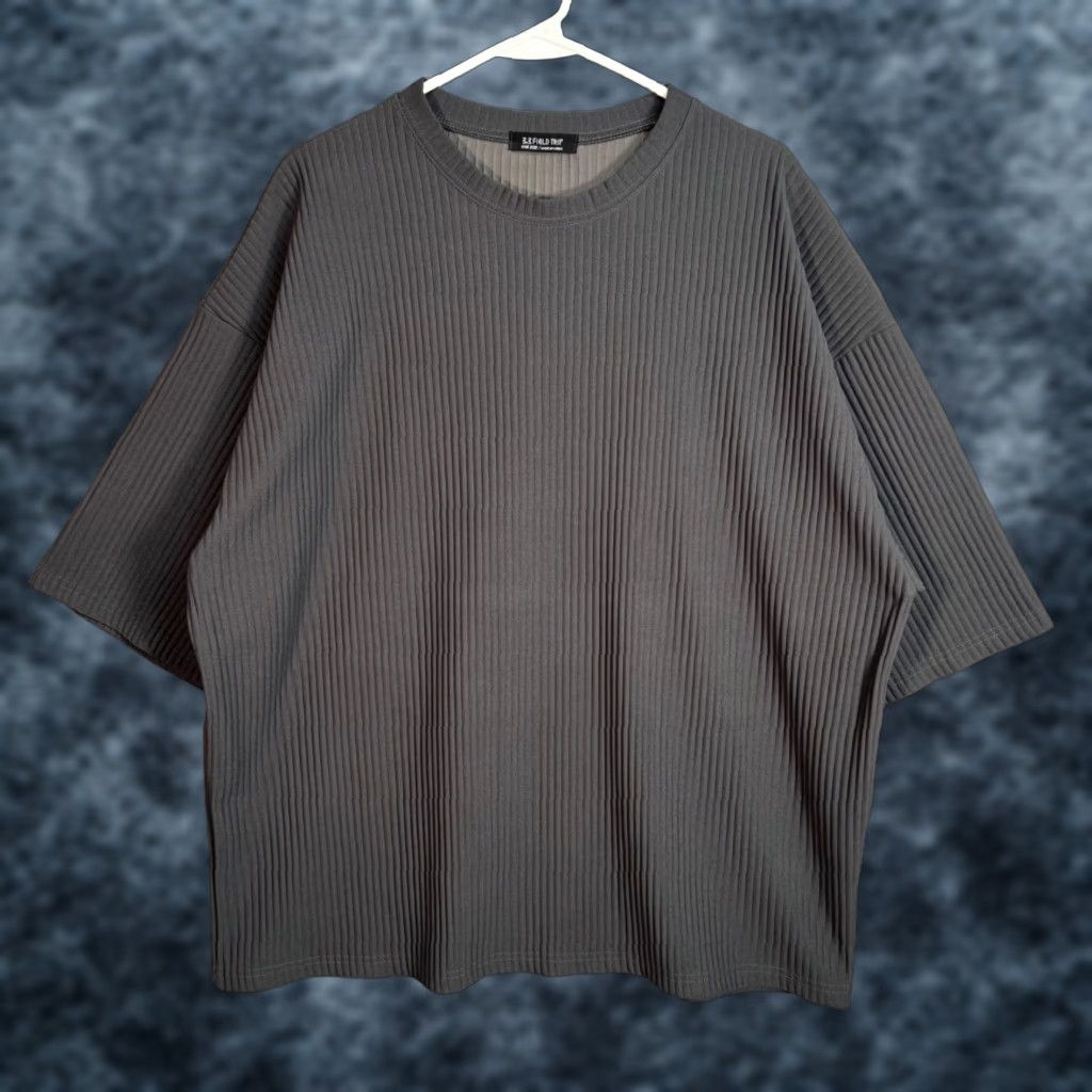 Vintage VINTAGE 3.3 Field Trip T-Shirt Dark Gray One Size Women Crew Neck Short Sleeve Polyester/Spandex Oversized Shirt Size ONE SIZE - 1 Thumbnail