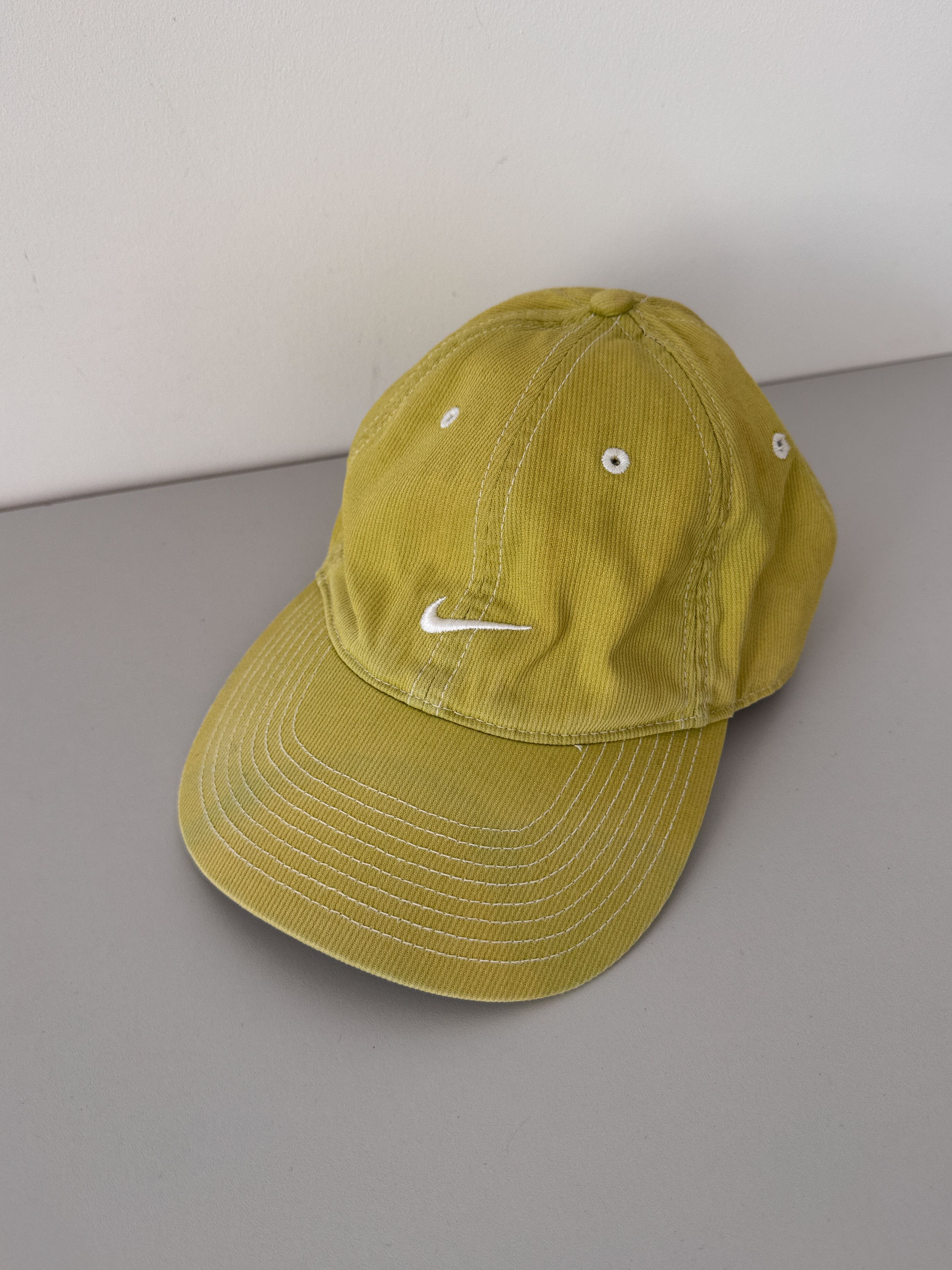 Nike Vintage Nike Cap Size ONE SIZE - 1 Thumbnail