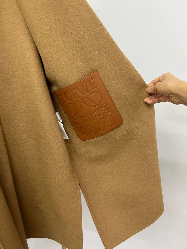 Loewe LOEWE Camel-colored wool overcoat with hood Size 4XL / US 24-26 - 3 Thumbnail