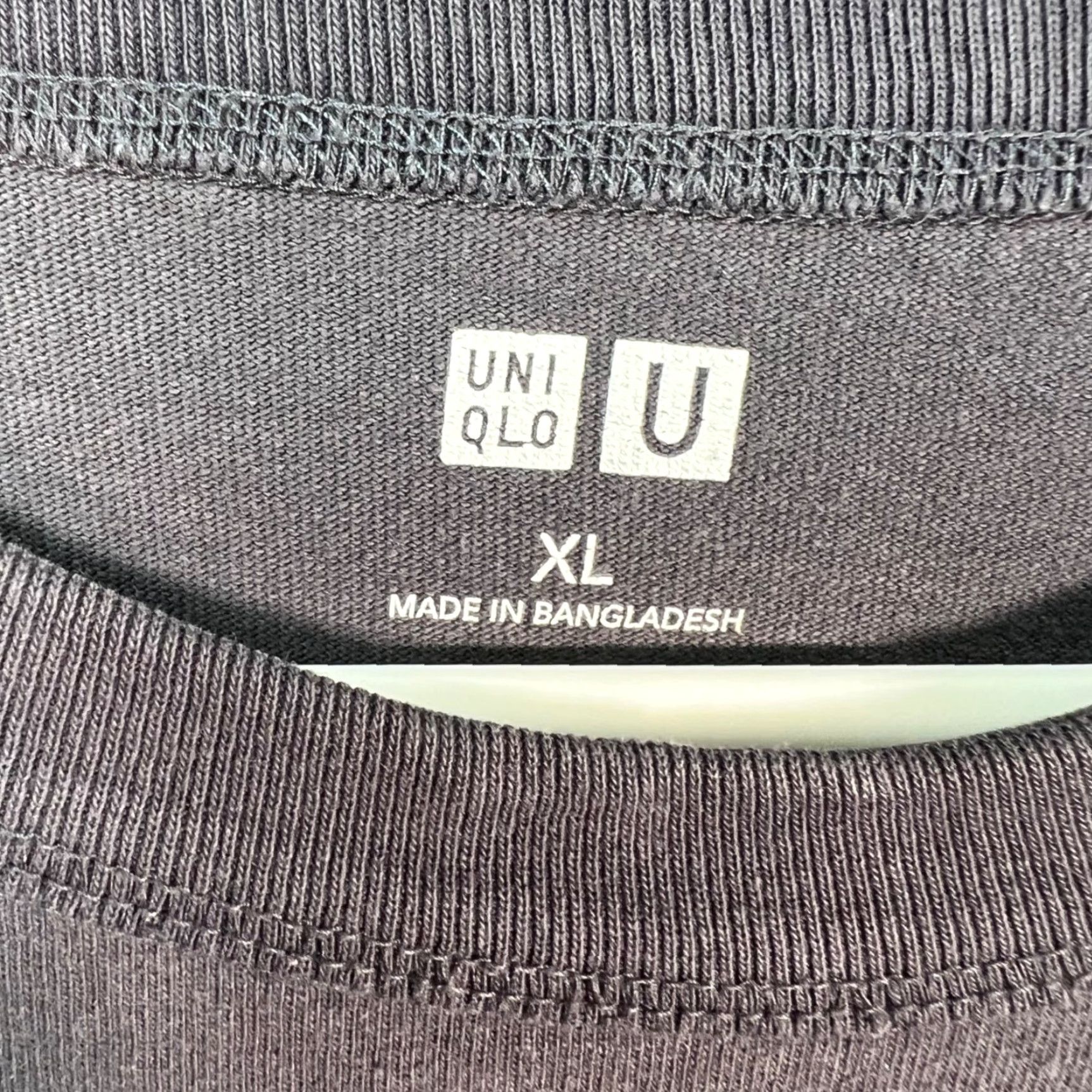 Uniqlo Uniqlo U Mens T-Shirt XL Dark Gray 100% Cotton Crewneck Short Sleeve Shirt (Regular) Mens Size US XL / EU 56 / 4 - 3 Thumbnail