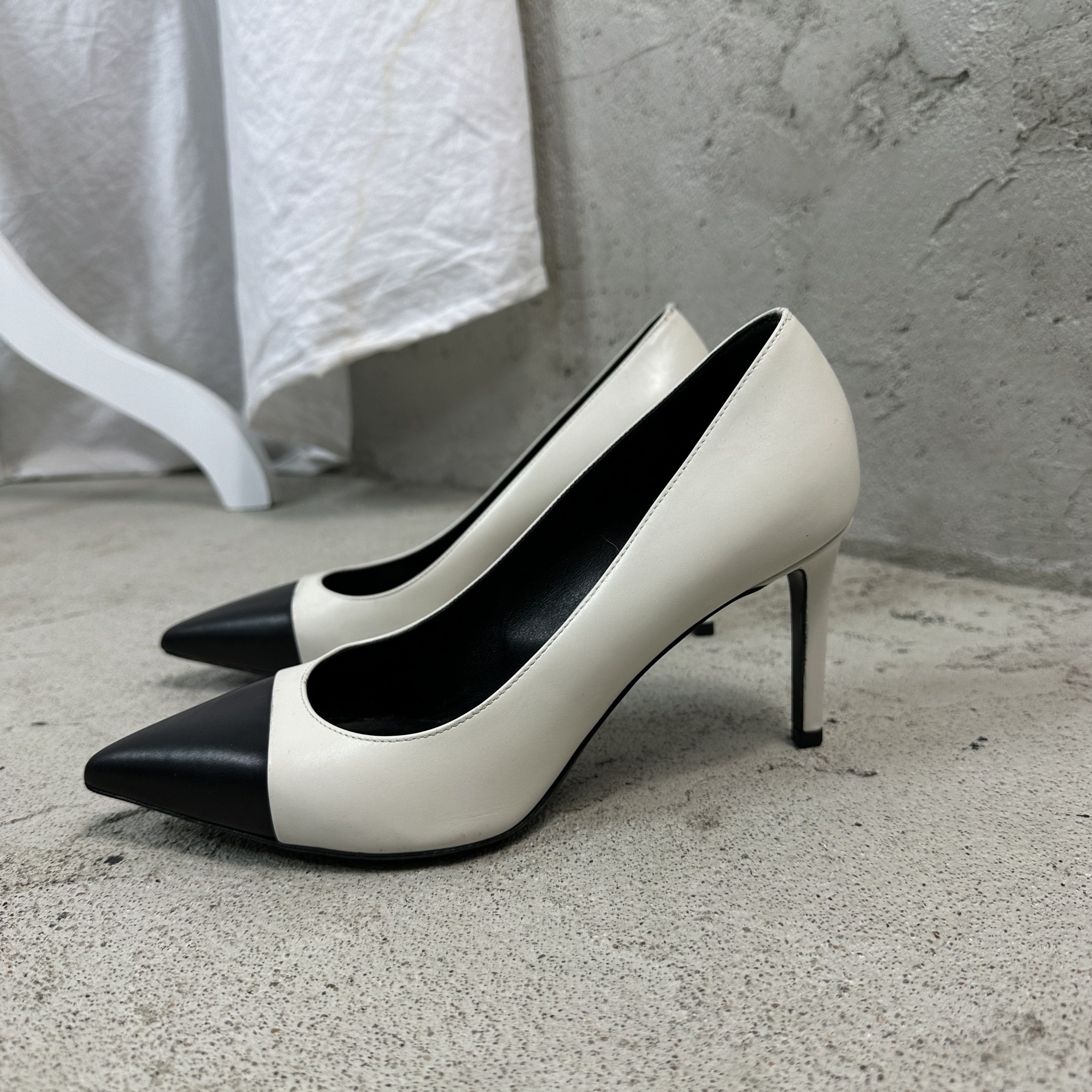 Saint Laurent Paris × Vintage Saint Laurent Paris Heels Size US 6 / IT 36 - 3 Thumbnail