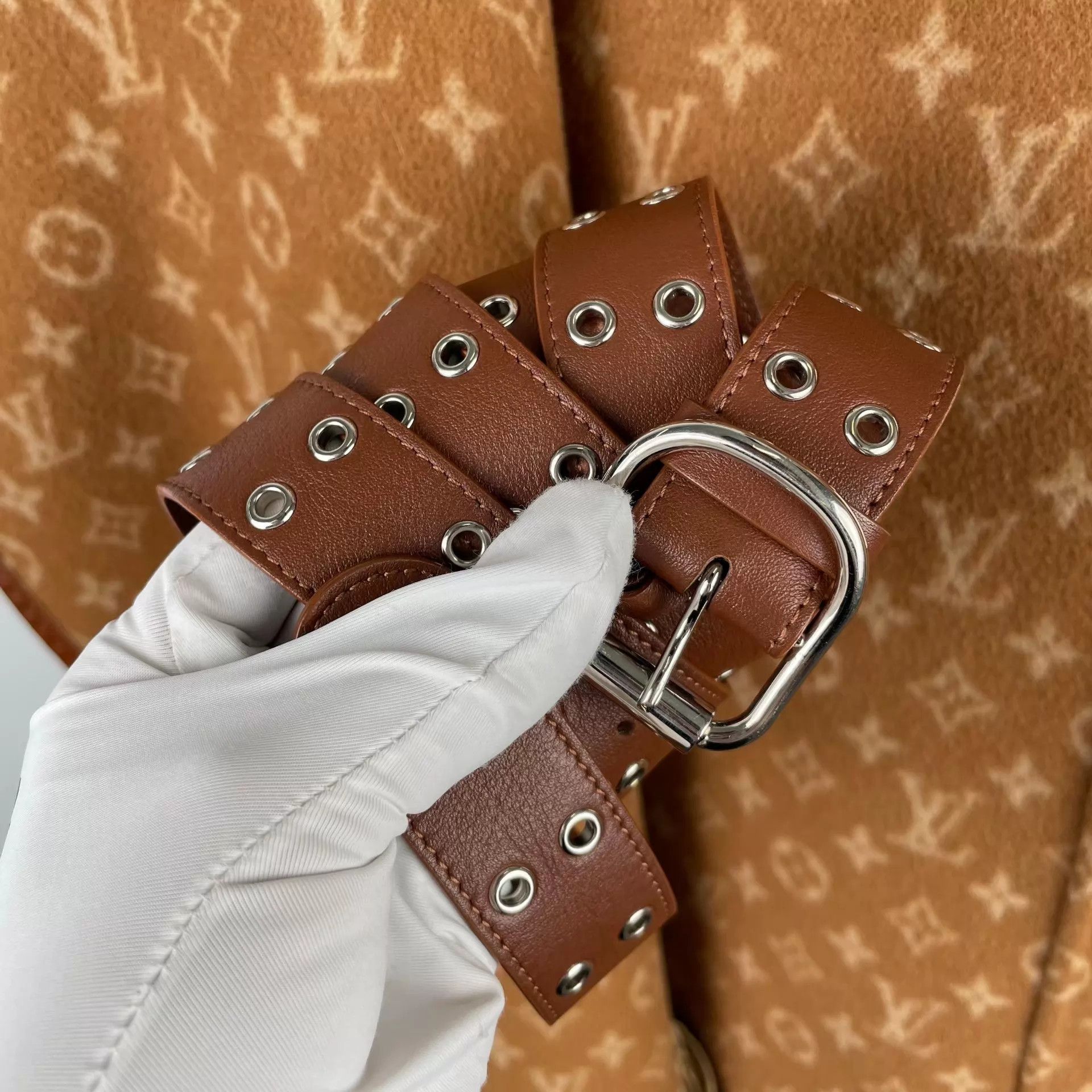Louis Vuitton Louis Vuitton Caramel Monogram Robe Coat Size 40 Size M / US 6-8 / IT 42-44 - 4 Thumbnail