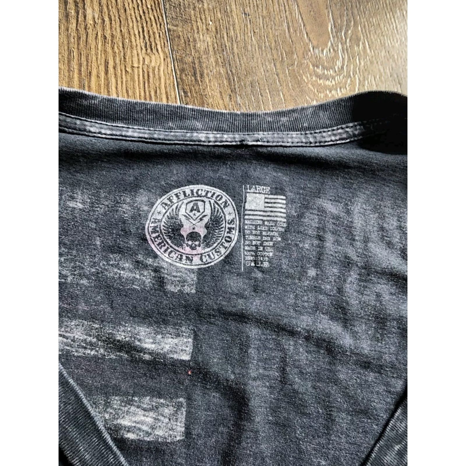 Affliction VINTAGE Affliction Women’s T-Shirt Short Sleeve V-Neck Cotton Grunge 90s Casual Fits Size L / US 10 / IT 46 - 4 Thumbnail