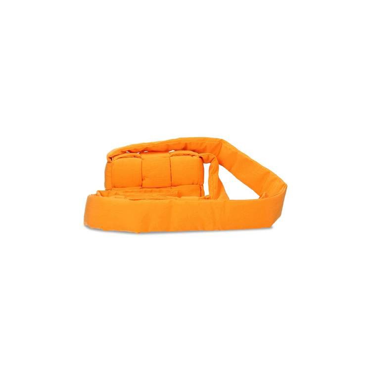Bottega Veneta o1loc1c0824 Size: OS / 691018 Candy Padded Tech Cassette Size ONE SIZE - 1 Thumbnail