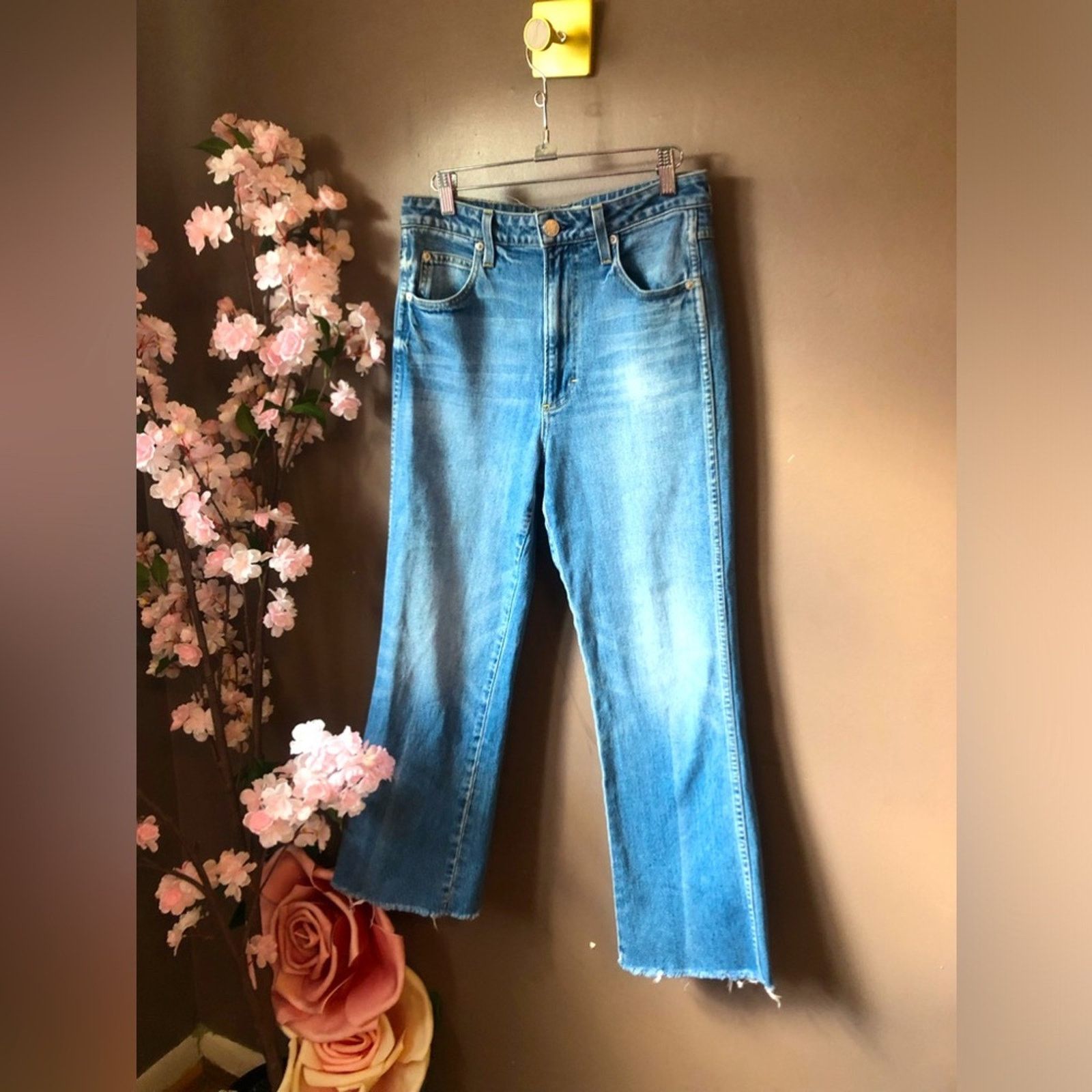 Other AMO (needs no introduction)Hi rise kick crop Size 26" / US 2 / IT 38 - 1 Thumbnail
