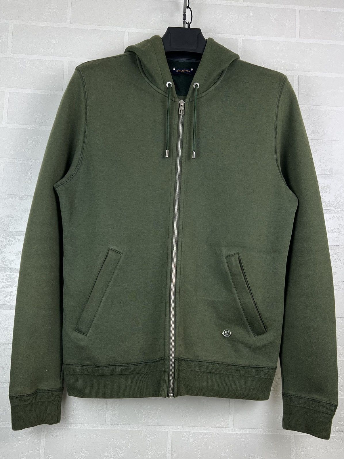Louis Vuitton LOUIS VUITTON Zip Hoodie Cotton LV Logo Dark Olive Men’s Size US L / EU 52-54 / 3 - 5 Thumbnail
