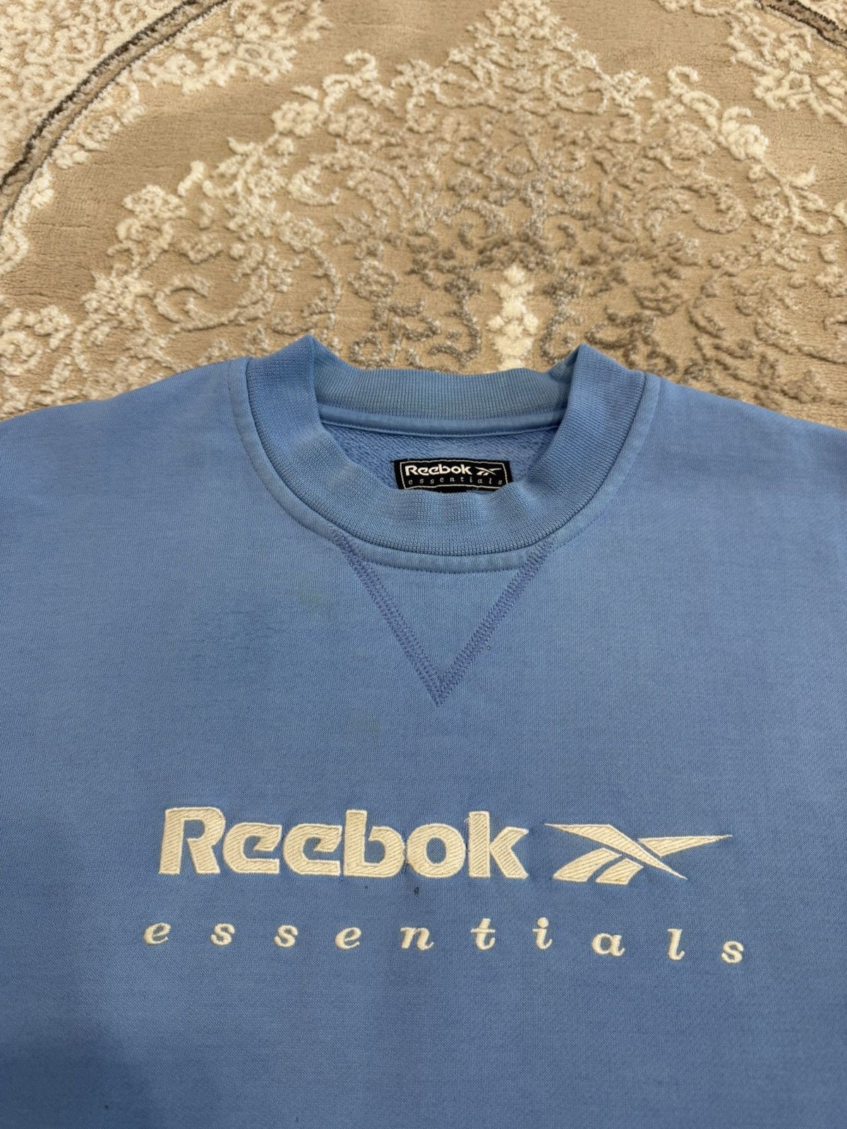 Reebok Vintage Reebok Embroidered Sweatshirt Reebok Crewneck Size XL / US 12-14 / IT 48-50 - 4 Thumbnail