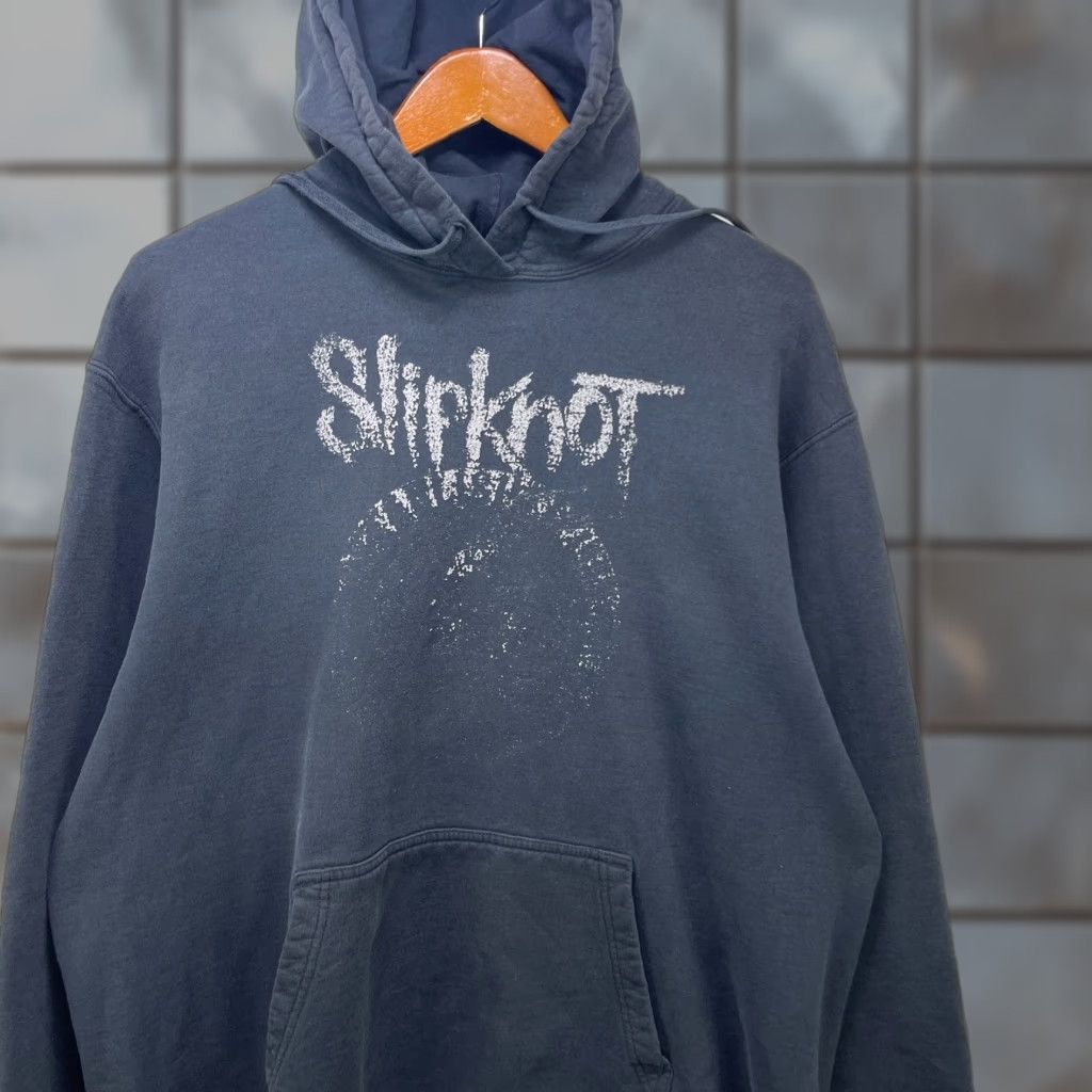 Vintage VINTAGE Slipknot Sun Faded Band Hoodie XL Size US XL / EU 56 / 4 - 1 Thumbnail