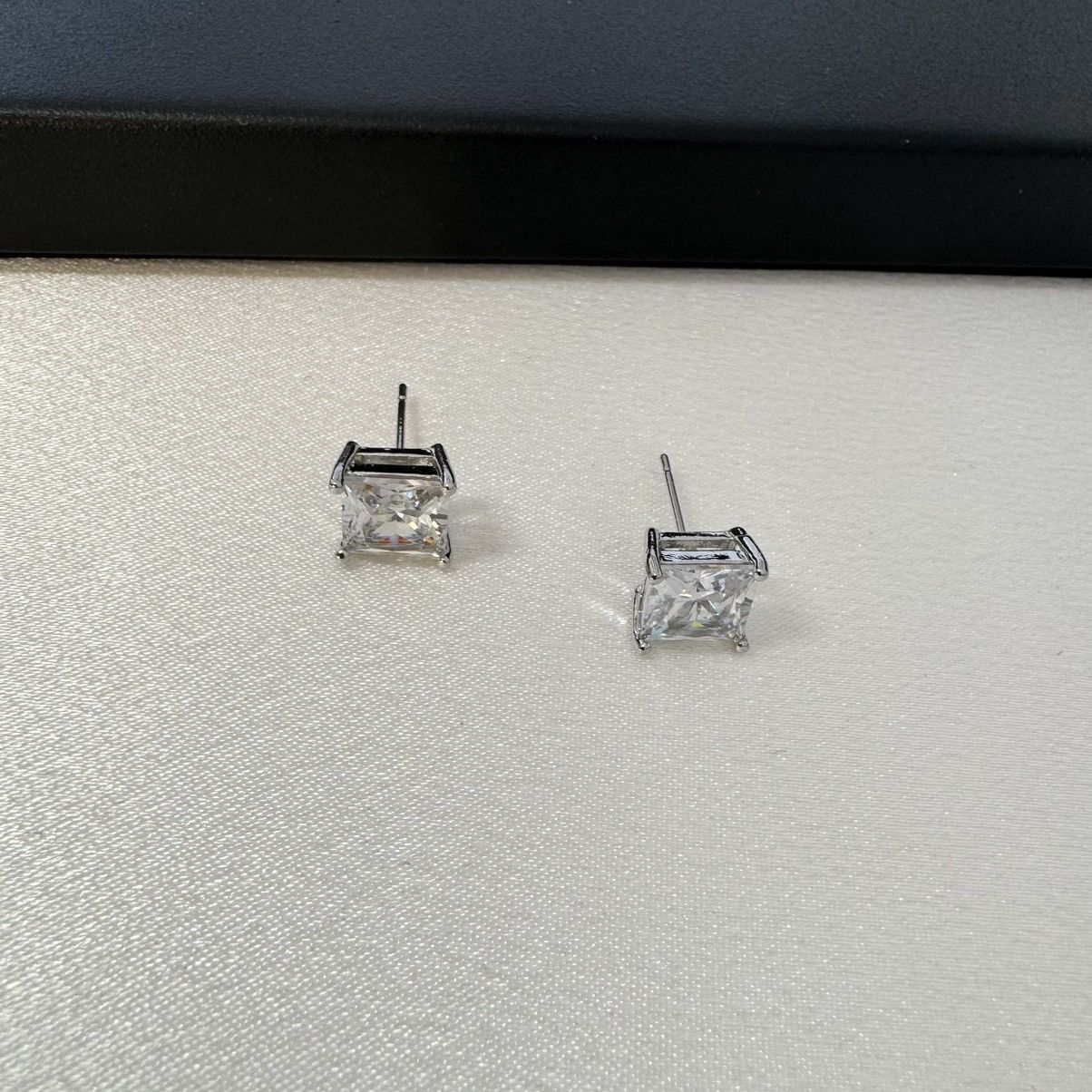 Designer 8mm CZ Stud Earrings for Men Women,Hip Hop Unisex Style Size ONE SIZE - 2 Thumbnail