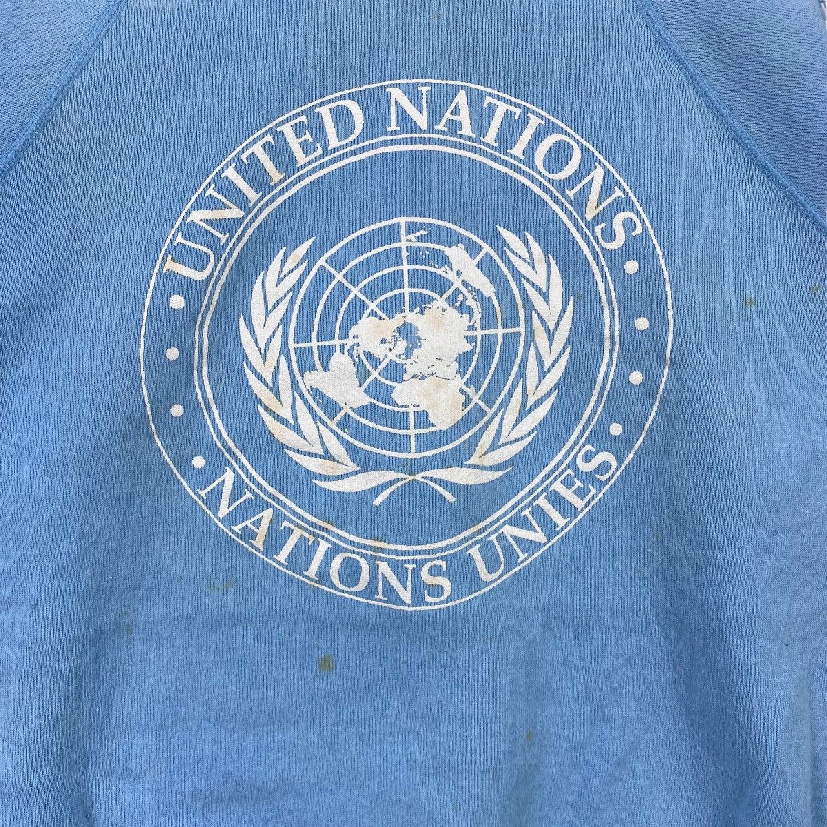 Hanes × Vintage Vintage 80's Hanes UNITED NATIONS Nations Unies Crewneck Size US M / EU 48-50 / 2 - 3 Thumbnail