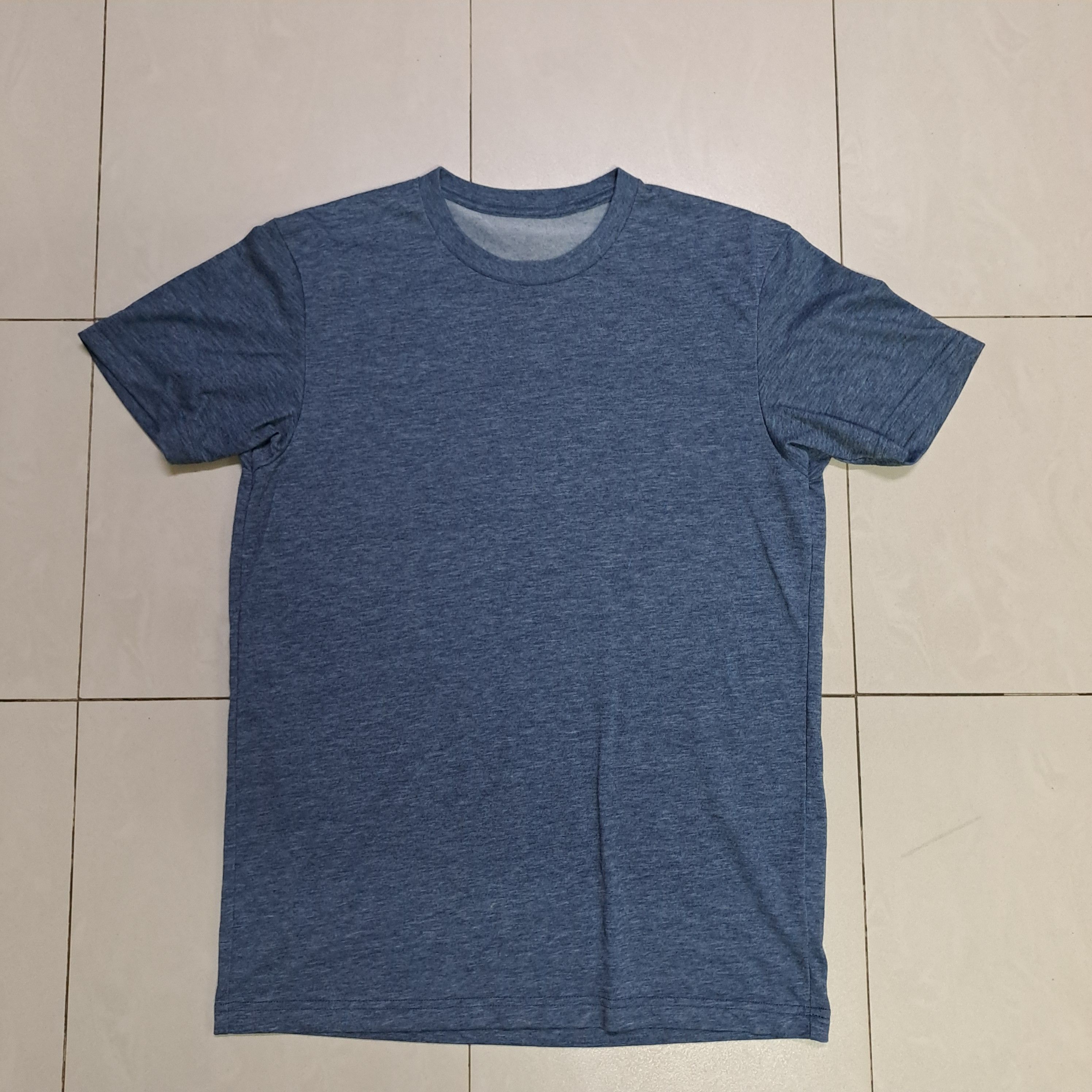 Uniqlo Uniqlo Easy Dry Plain T Shirt Size US S / EU 44-46 / 1 - 1 Thumbnail