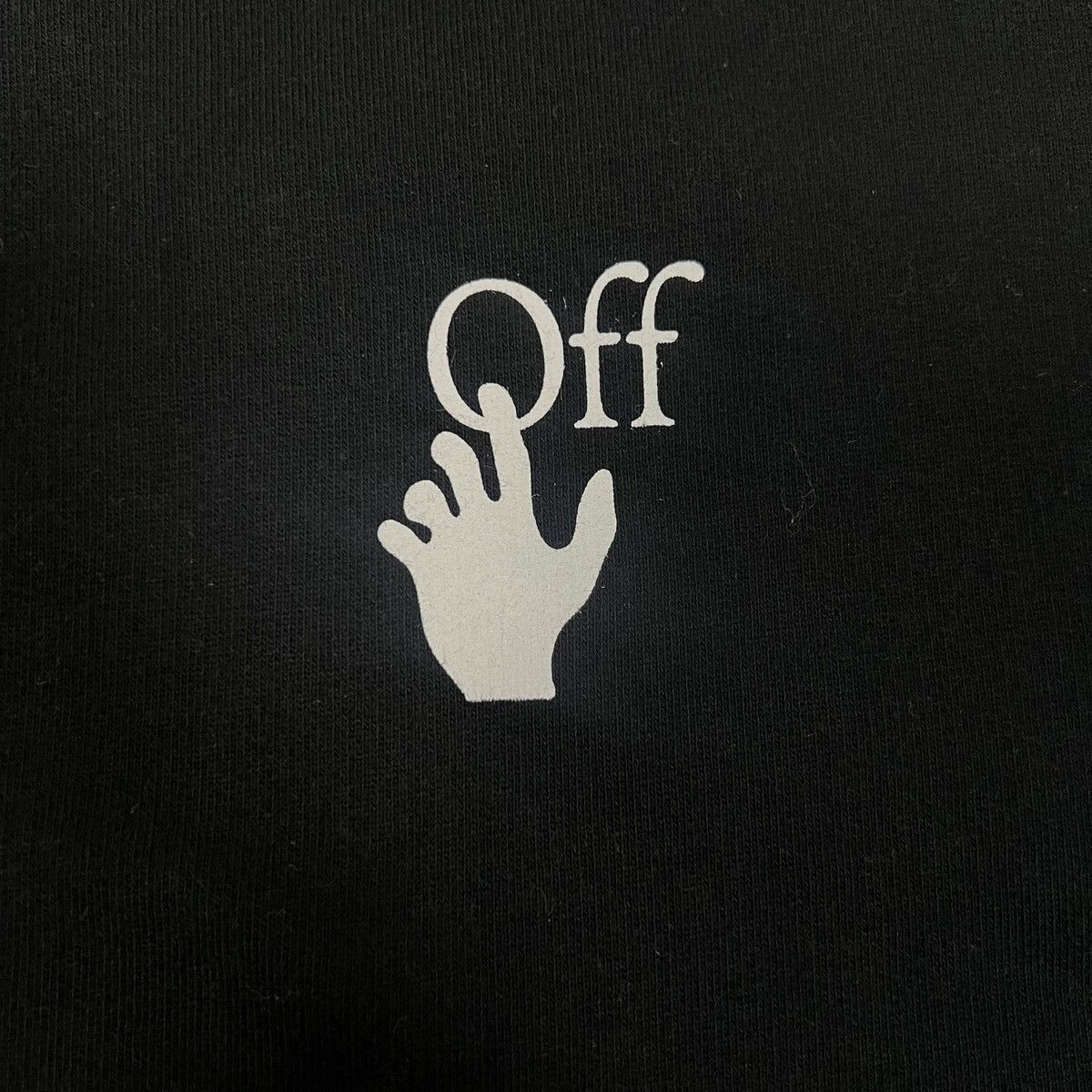 Off-White OFF-WHITE FW21 CARAVAGGIO ARROW PRINTED CREWNECK Size US S / EU 44-46 / 1 - 3 Thumbnail