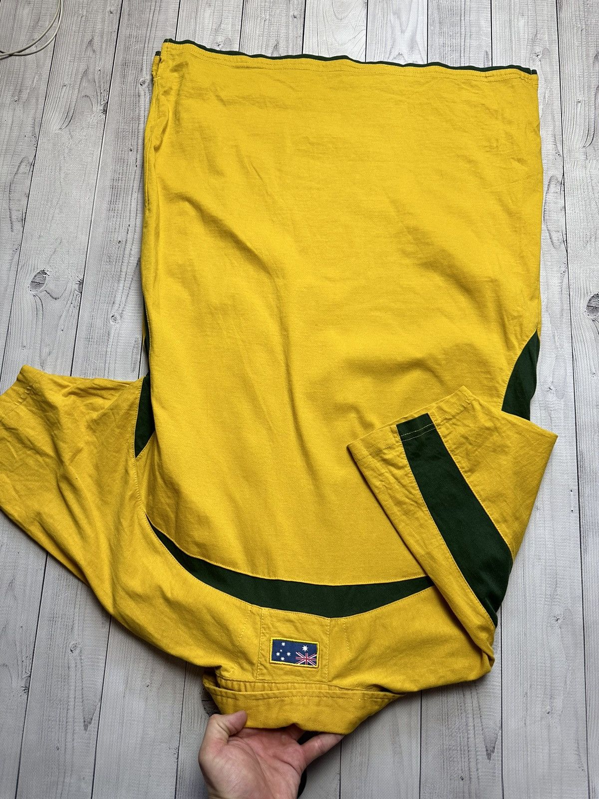 Vintage Vintage Australia rugby jersey yellow size L logo Size US L / EU 52-54 / 3 - 5 Thumbnail