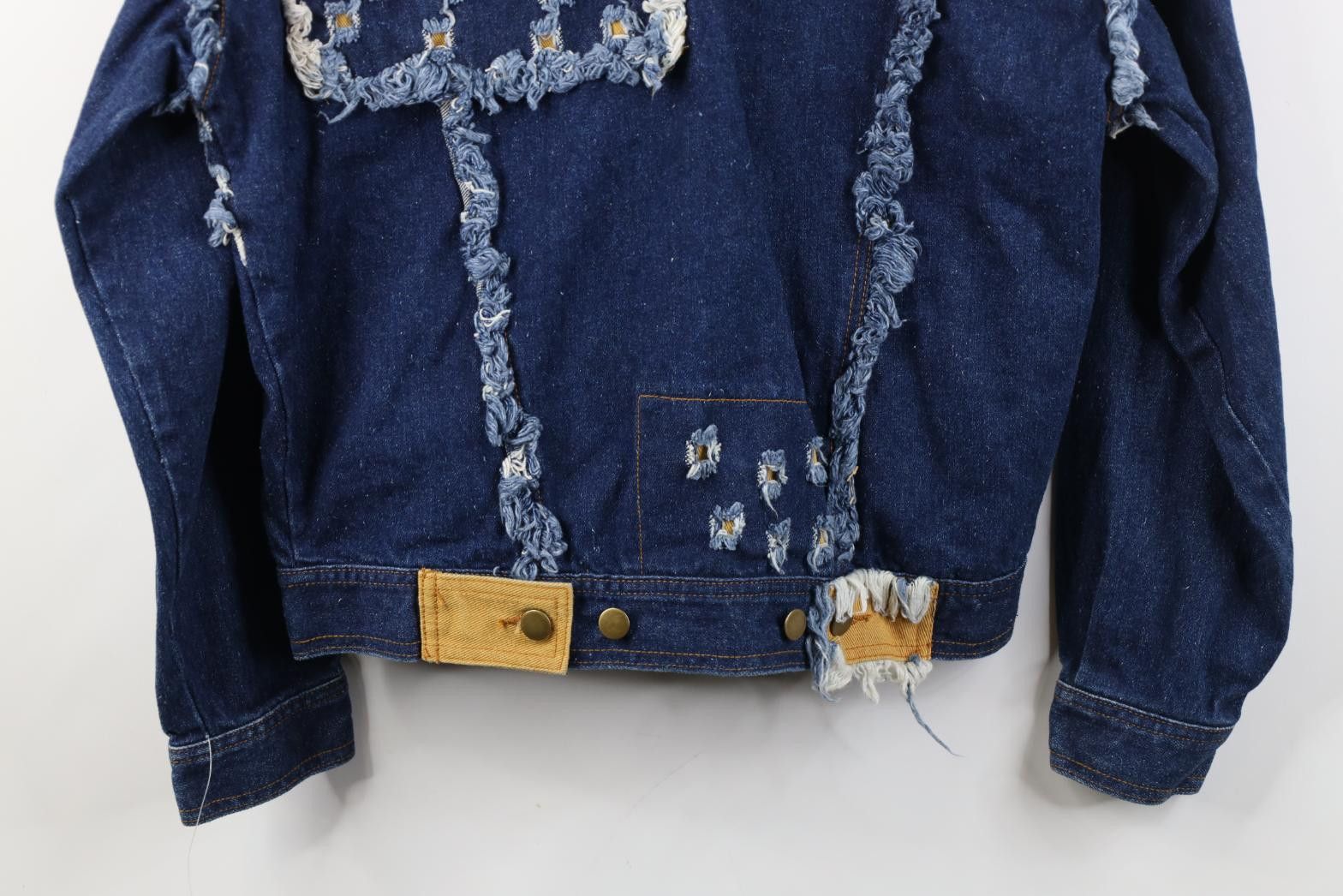 Vintage Deadstock Vintage 90s Streetwear Patch Denim Trucker Jacket Size US S / EU 44-46 / 1 - 17 Thumbnail
