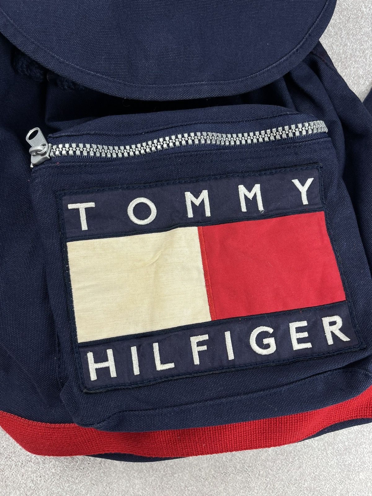 Tommy Hilfiger × Vintage Vintage Tommy Hilfiger Flag Canvas Backpack OS Size ONE SIZE - 2 Thumbnail