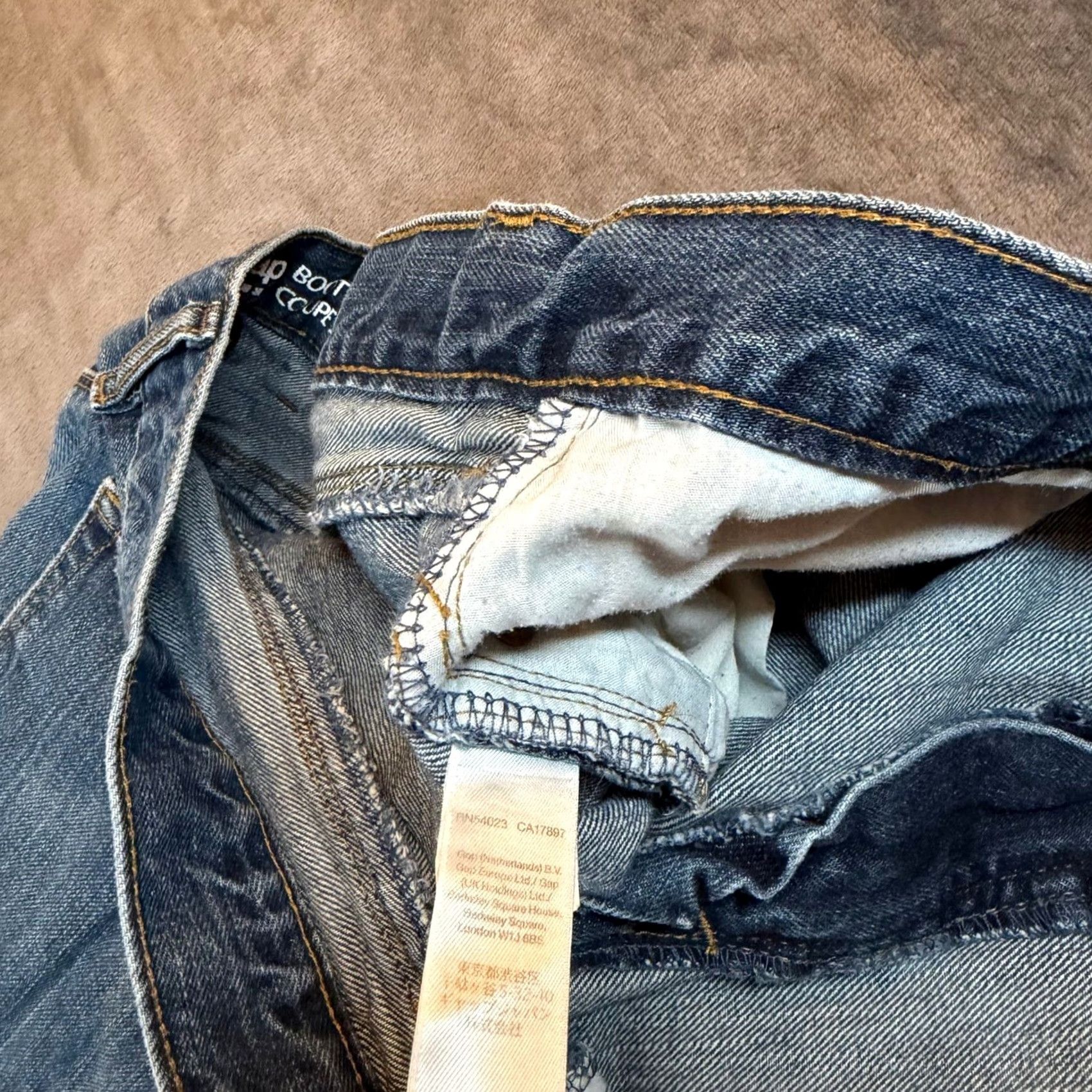 Gap Gap Jeans Blue Medium Wash 40x30 Bootcut 100% Cotton Mens Regular Size 40 Inseam 30" Zipper Button Fit: Boot Fit Vintage: No Size US 40 / EU 56 - 5 Thumbnail