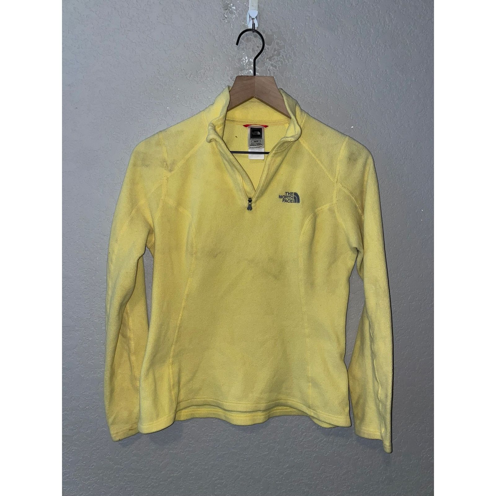 The North Face Womens The North Face 1/4 Zip Fleece Yellow Sweater XS Size XS / US 0-2 / IT 36-38 - 1 Thumbnail