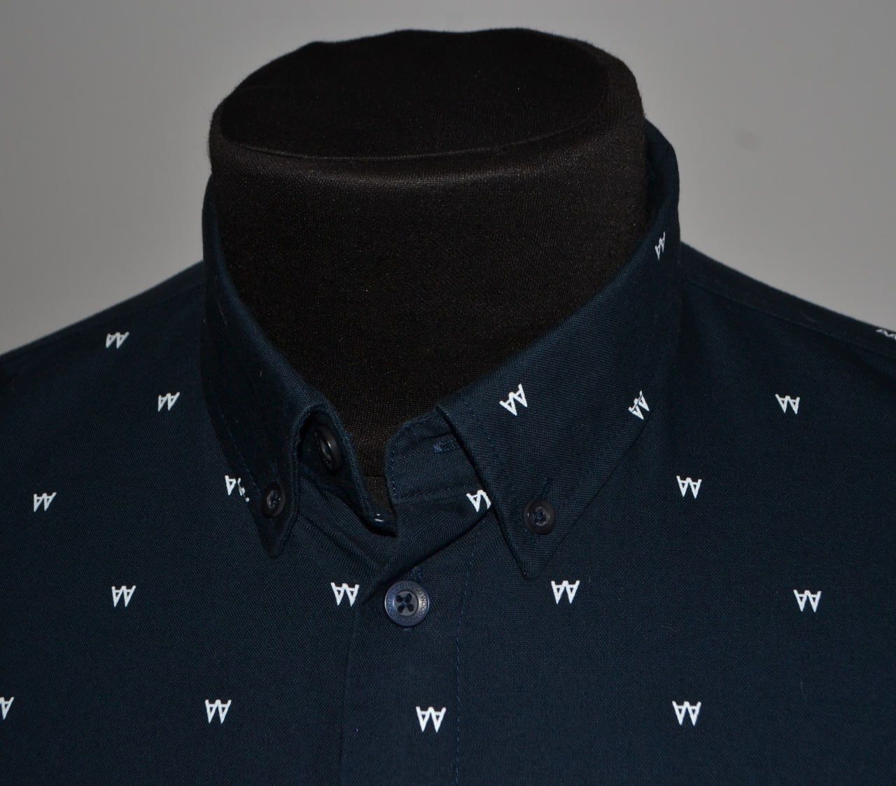 Wood Wood Wood Wood Shirt Mens Button Long Sleeve Size L Size US L / EU 52-54 / 3 - 2 Thumbnail