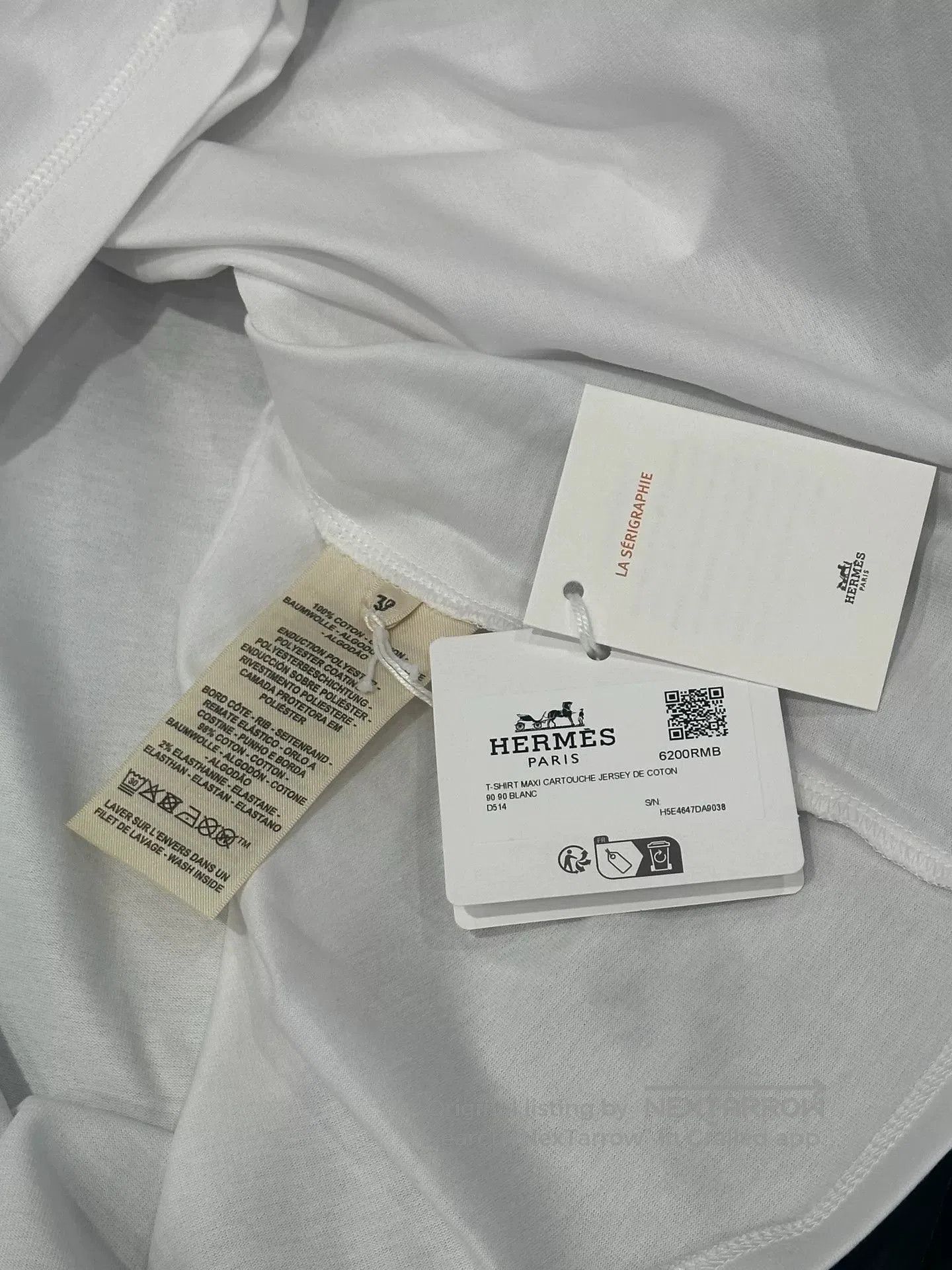 Hermes Hermes Women's Canoe Short Sleeve T-shirt. Size US M / EU 48-50 / 2 - 5 Thumbnail