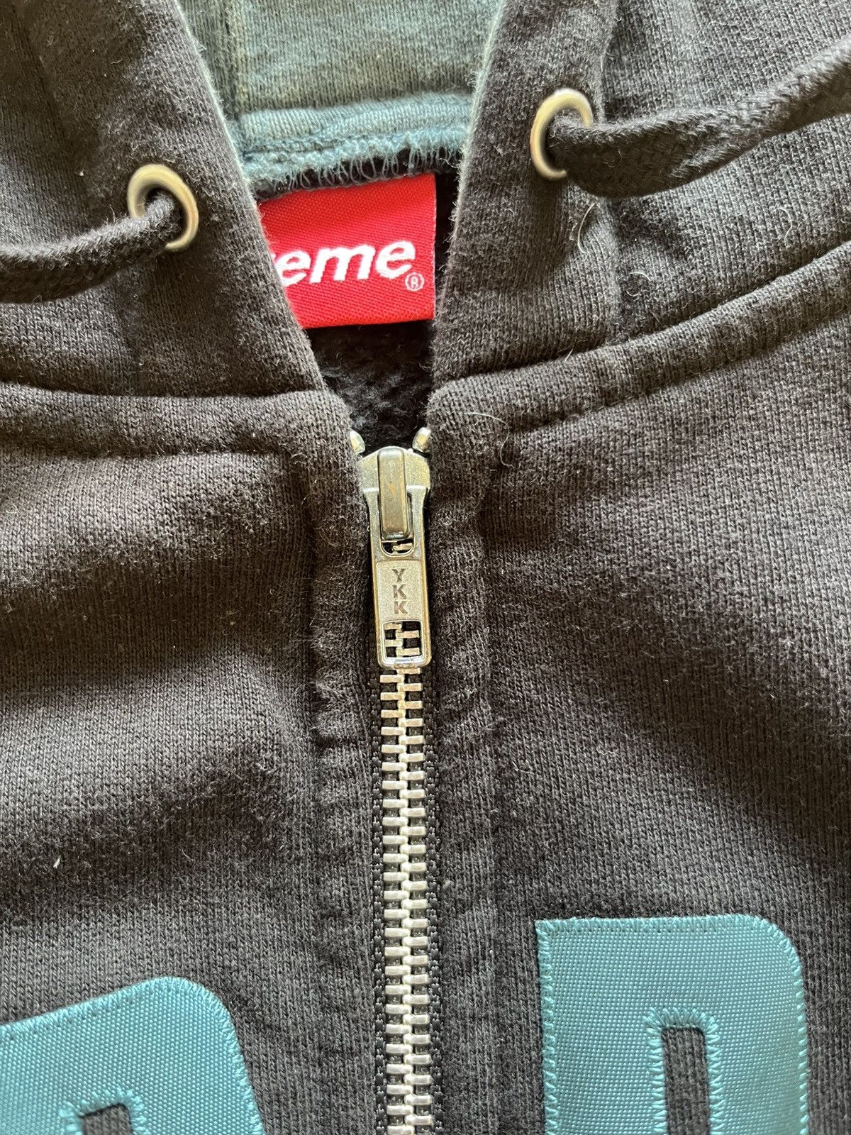 Supreme Supreme New York Arc Logo Zip Hoodie Size US L / EU 52-54 / 3 - 7 Thumbnail