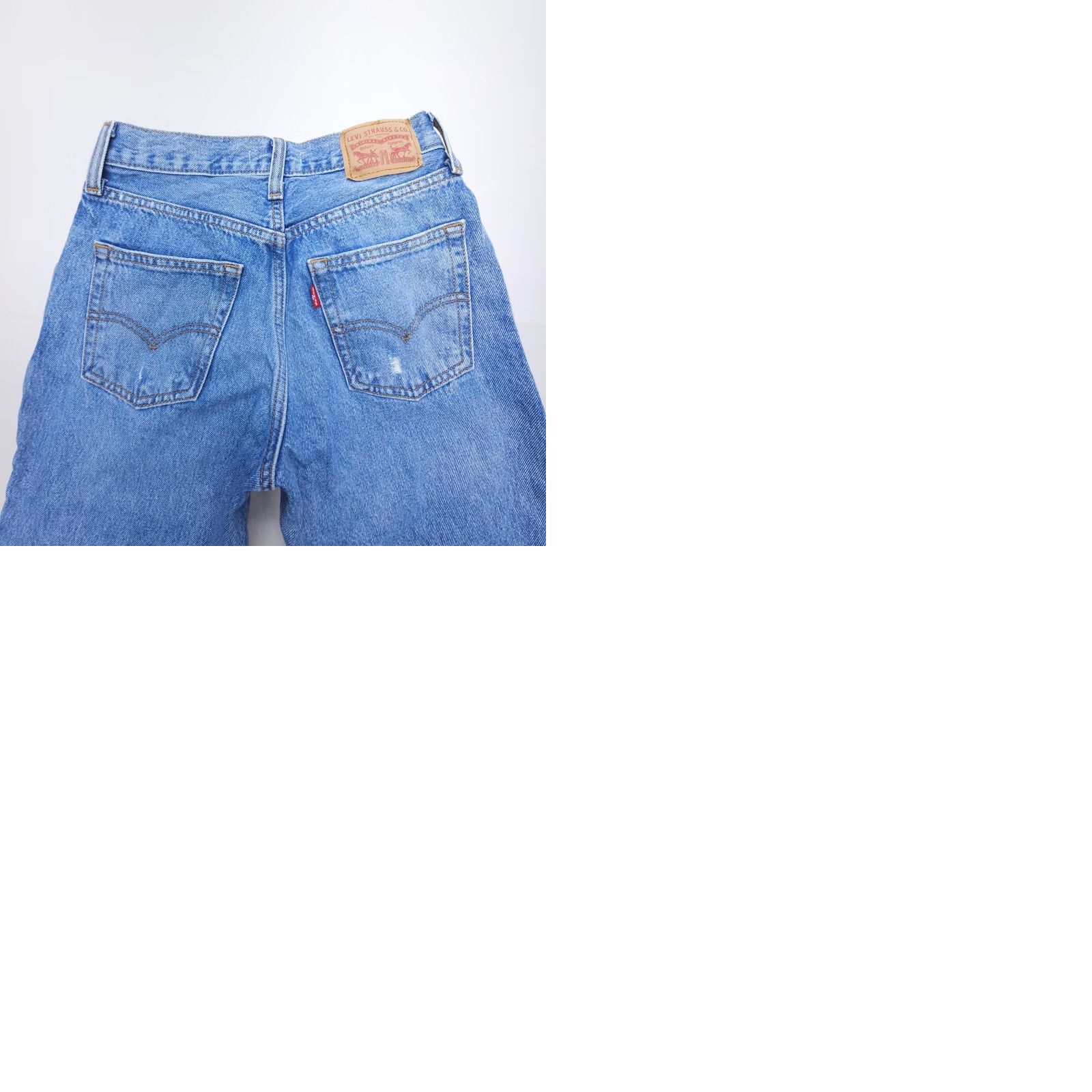 Levi's Levi's Jeans Baggy Straight 94 Womens 24 Blue Inseam 29" Distressed 100% Cotton Relaxed Vintage: No Size 42" / US 20 - 9 Thumbnail