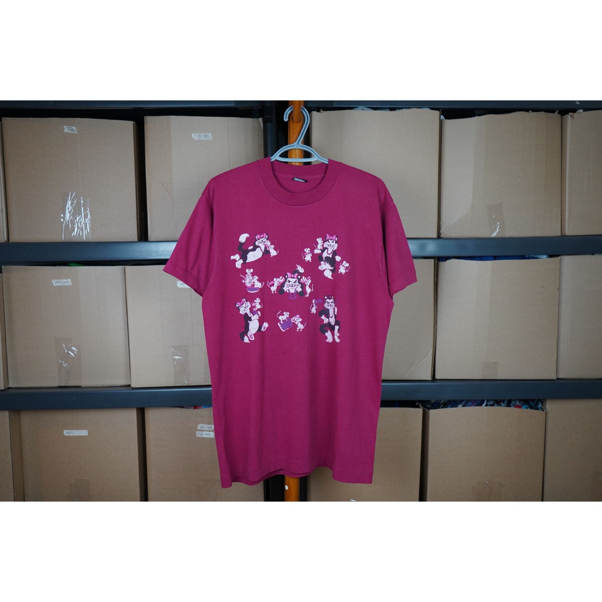 Vintage Vintage Cat and Mouse T-shirt Men's L #440 Size US L / EU 52-54 / 3 - 1 Thumbnail