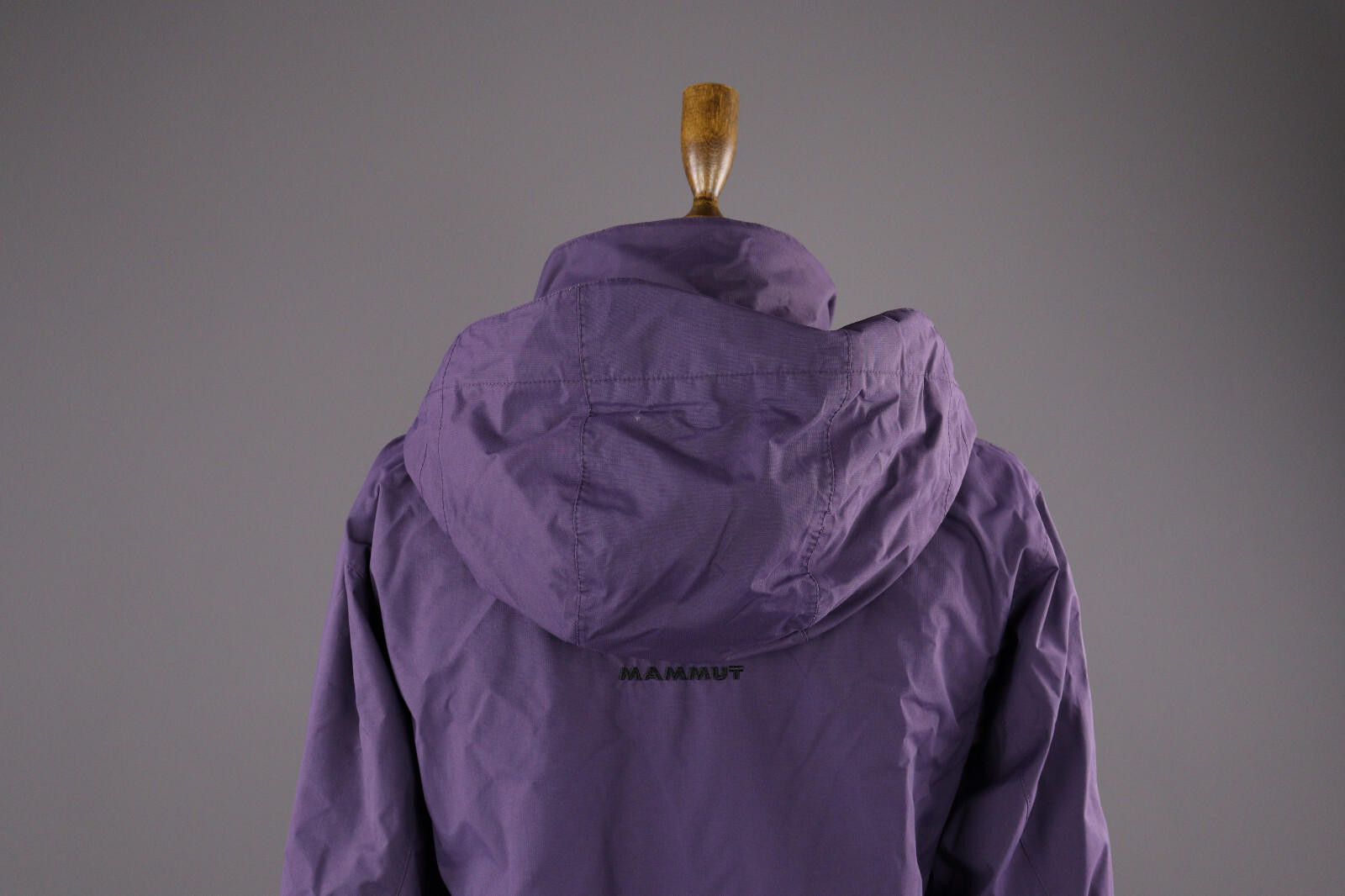 Mammut Mammut Dry-Tech Waterproof Windbreaker Outdoor Jacket Size S Size S / US 4 / IT 40 - 6 Thumbnail