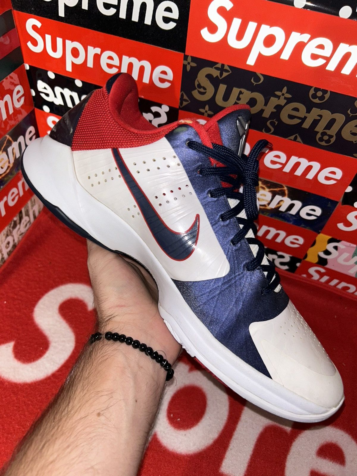 Nike Nike Zoom Kobe 5 USA 386429-103 size 12.5 2010 release Size US 12.5 / EU 45-46 - 8 Thumbnail