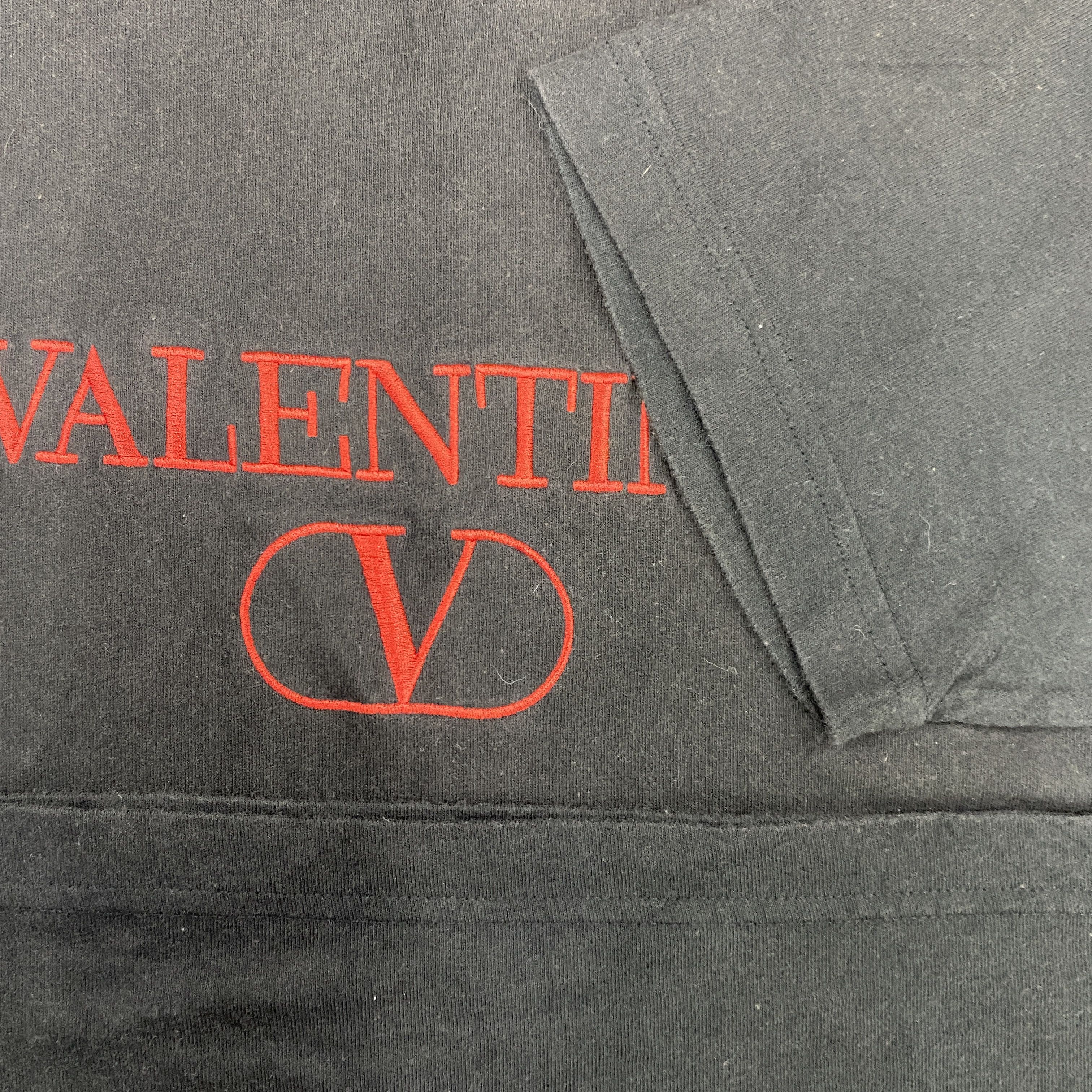 Japanese Brand Vintage Valentino Logo Tshirt - H038 Size US M / EU 48-50 / 2 - 5 Thumbnail
