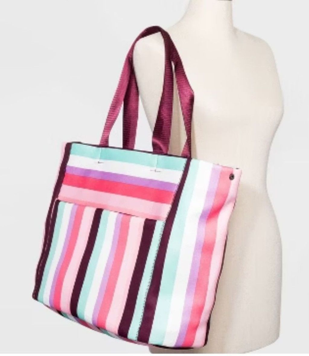 The Unbranded Brand Shade & Shore Neoprene Tote Size ONE SIZE - 2 Thumbnail