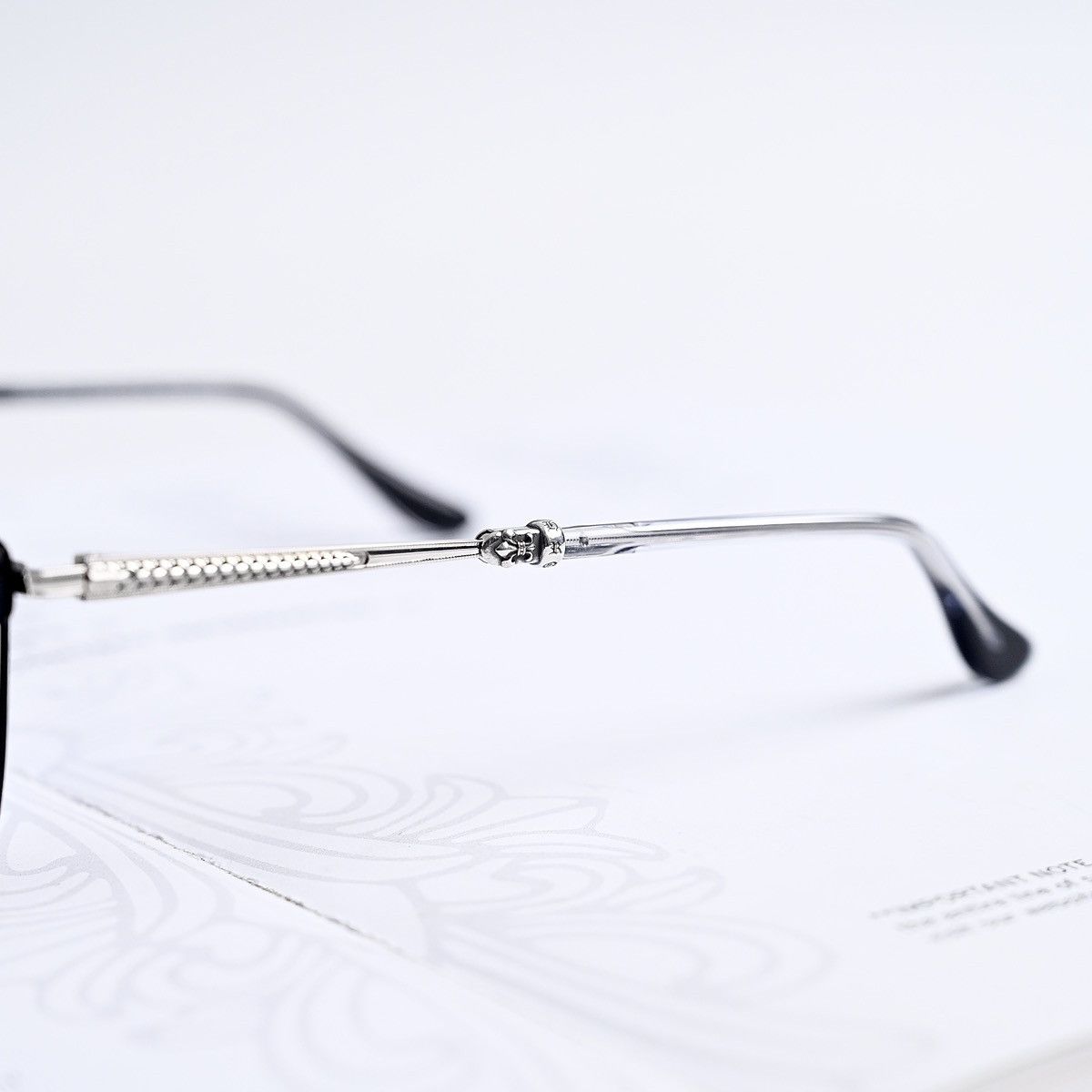 Chrome Hearts CHROME HEARTS STRAPADICTOME GLASSES Size ONE SIZE - 4 Thumbnail