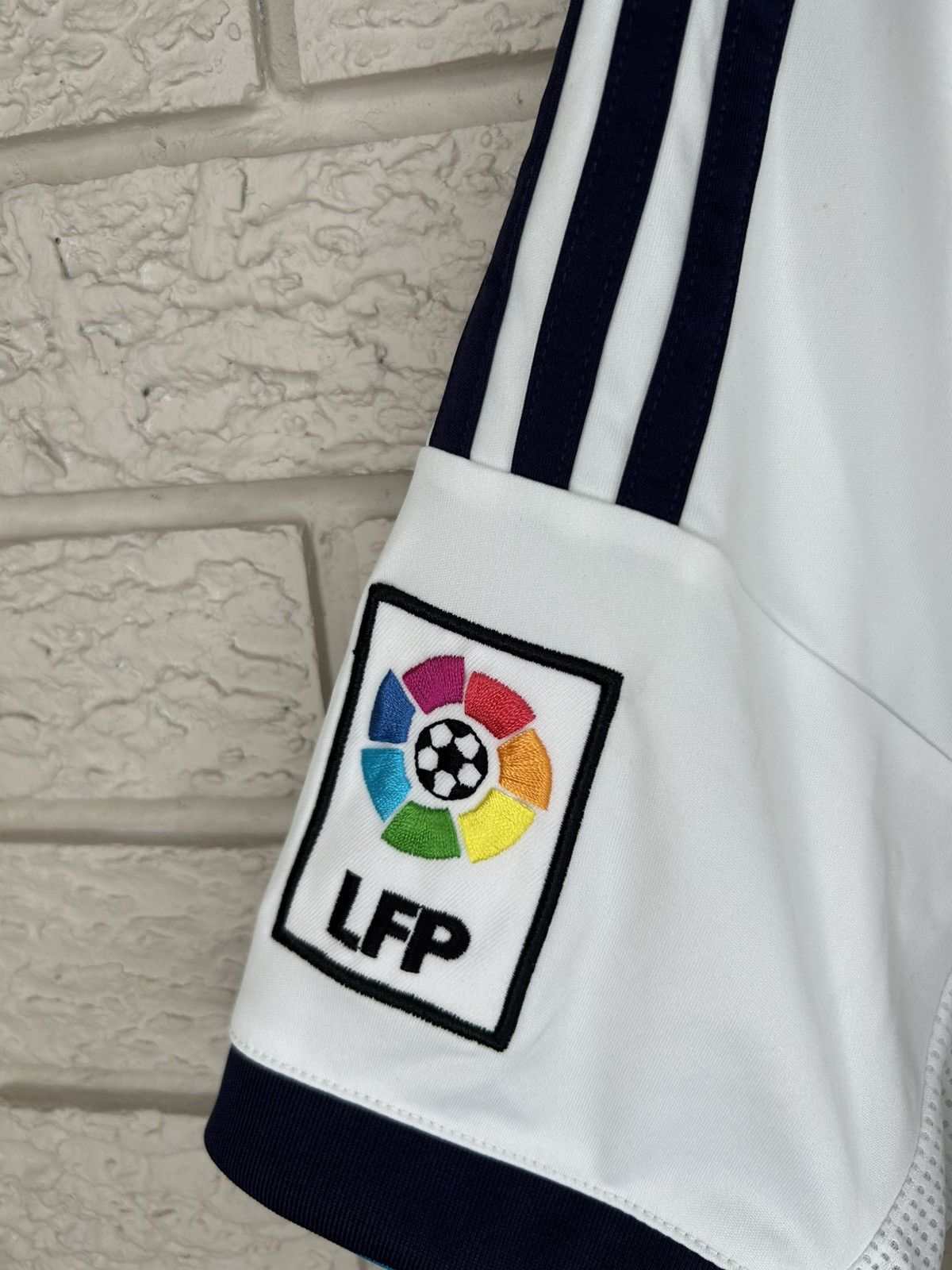 Adidas Adidas Real Madrid 2012 Home Jersey Size US L / EU 52-54 / 3 - 9 Thumbnail
