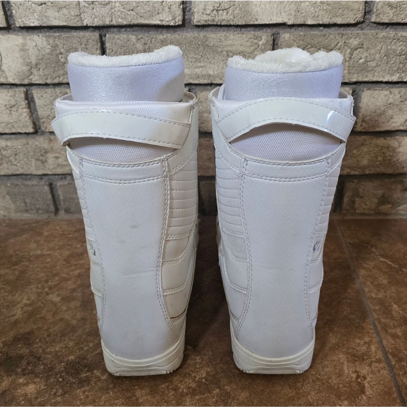 Other White | THIRTYTWO | STW Boa Snowboard Boot Size US 6.5 / IT 36.5 - 4 Thumbnail